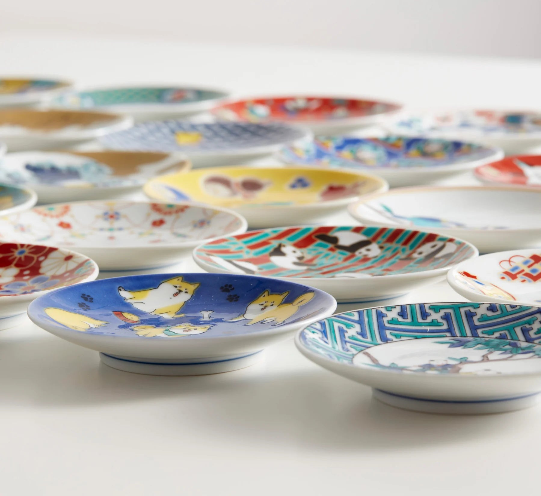 Kutani Yaki Japanese Ceramic Small Plate - 9.5cm (3.7 inch) Cherry Blossom Design - Perfect for Sushi, Desserts & Home Decor