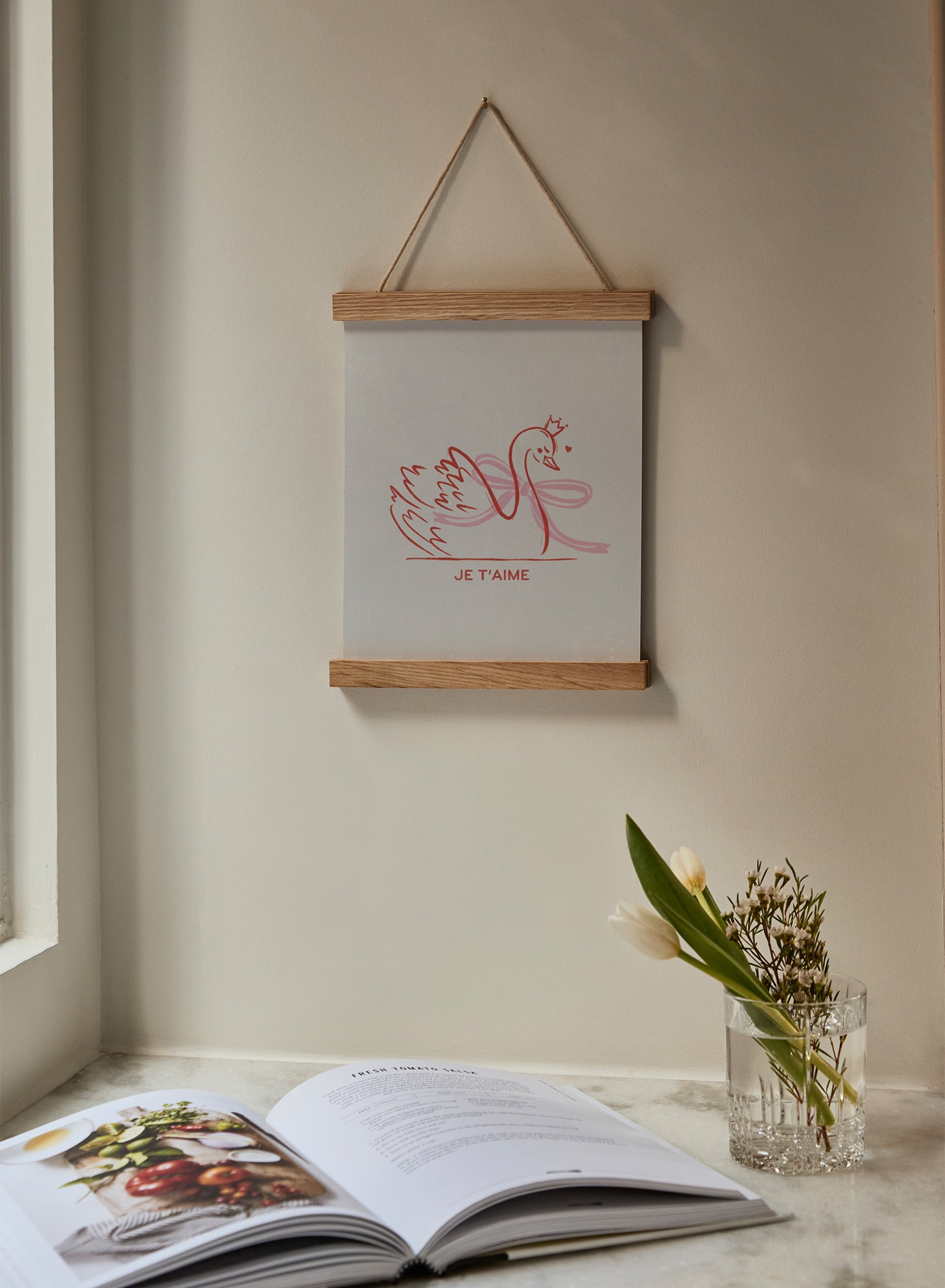 Je T'aime Love Poster - Romantic French Art Print for Home Decor, Bedroom & Office Wall Art - Perfect for Valentine's Day Gifts & Anniversary Presents