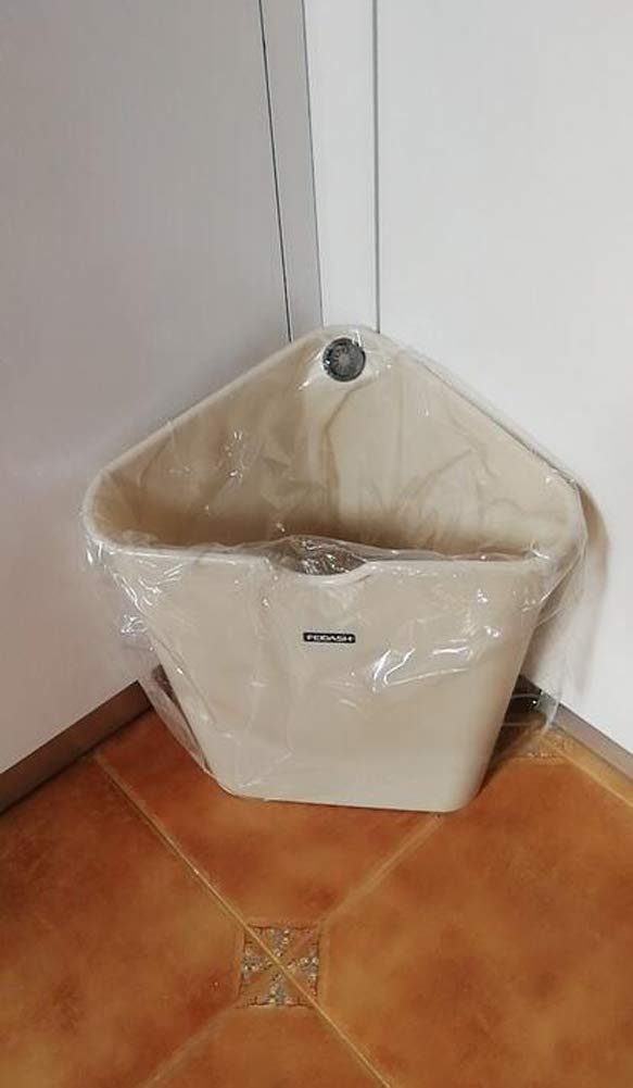 Creative Triangle Trash Can - Small Plastic Waste Bin for Kitchen, Bedroom, Bathroom - Space-Saving Beige Garbage Can - Perfect for Corners, Under Desks, and Small Spaces