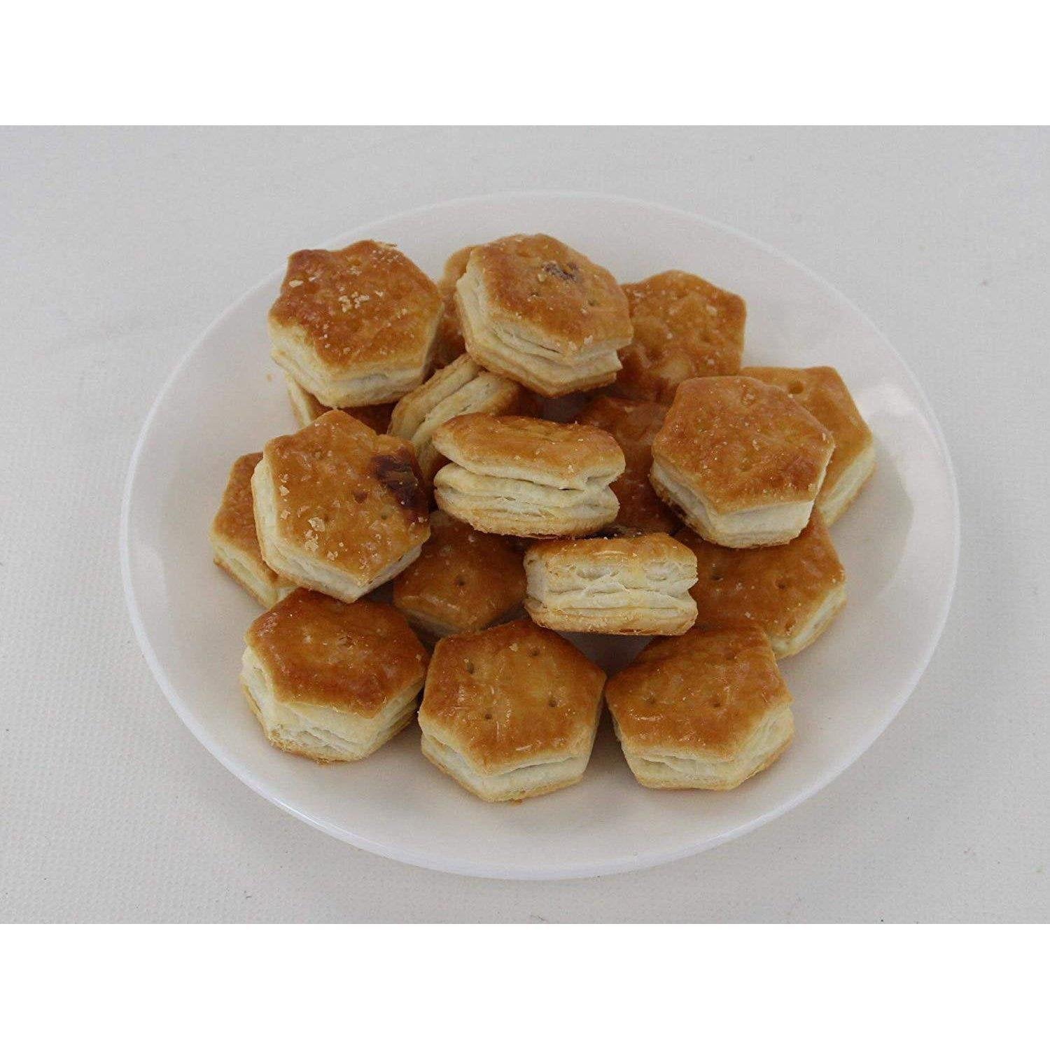 Lotte Pai No Mi Bite-Sized Chocolate Pie Snack 124g - Delicious Korean Chocolate Filled Pastries for Office Snacks, School Lunches & Tea Time Treats