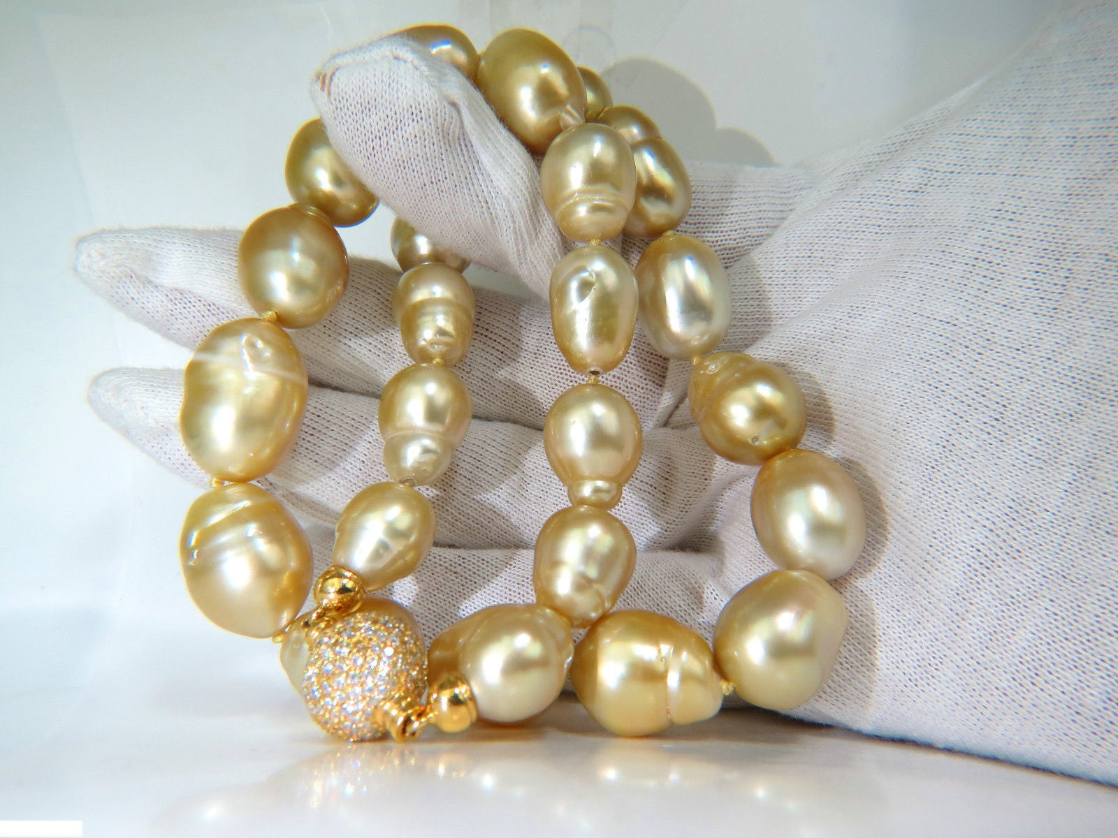18KT Gold 14.5mm Natural South Sea Yellow Pearl Necklace with 2.00CT Diamond Clasp - Elegant Jewelry for Weddings, Parties & Special Occasions