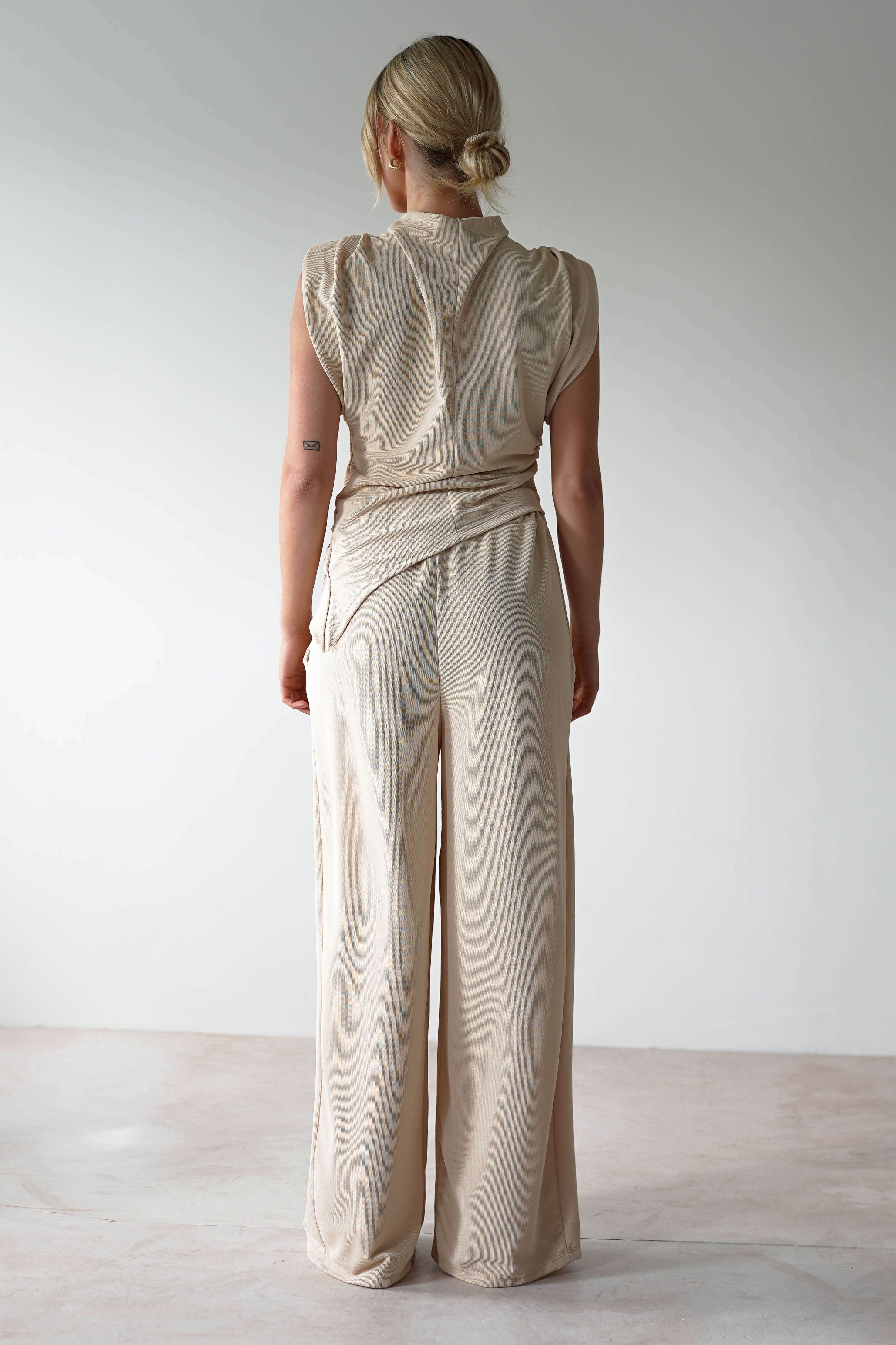 Mina Stretchy 2 Piece Set Women's Outfit - Soft Cream Lounge Wear for Yoga, Travel & Casual Comfort