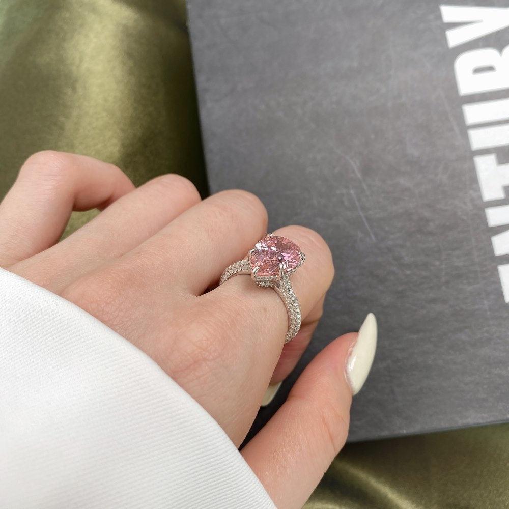 Elegant Pink CZ Teardrop Statement Ring for Women - Sparkling Cubic Zirconia Fashion Jewelry - Perfect for Evening Parties, Weddings & Special Occasions