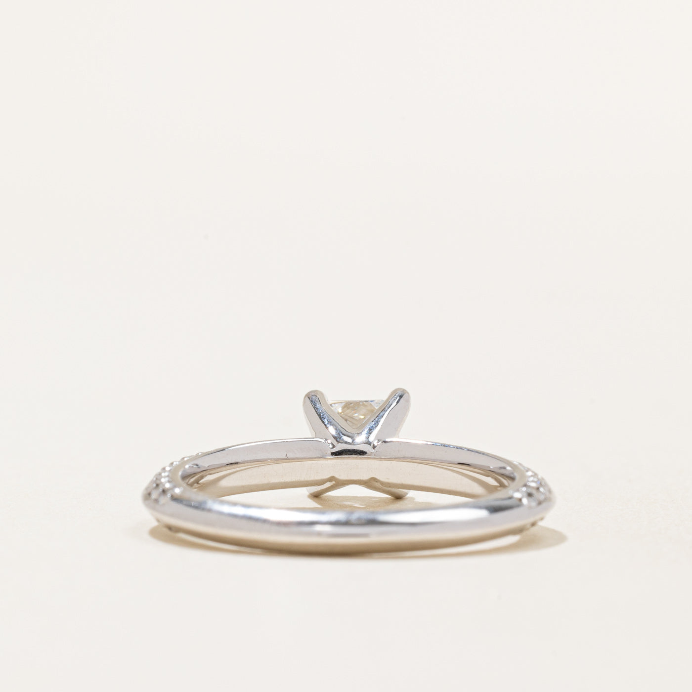 GIA Certified 0.77ct Diamond Solitaire Engagement Ring with Knife Edge Band in 14k Gold (0.48ctw, Size 8) - Perfect for Proposals, Anniversaries & Special Occasions
