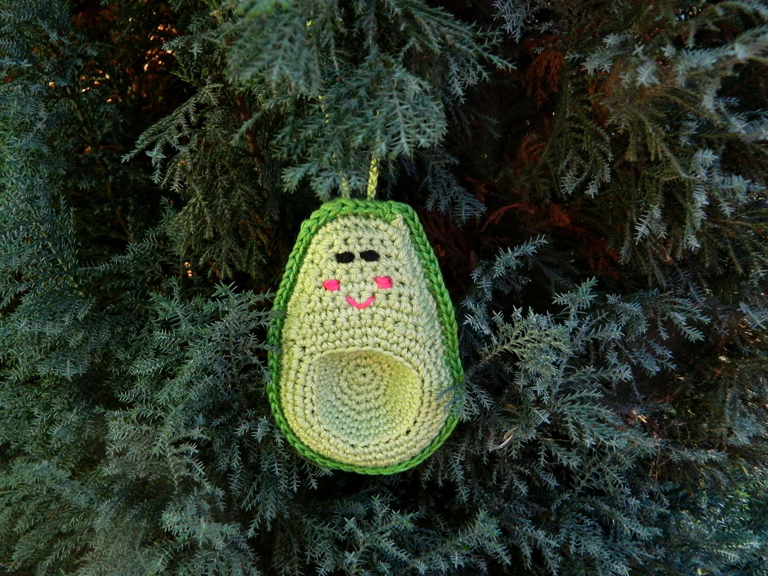 Handmade Crochet Avocado Christmas Tree Ornaments - Festive Green Guacamole-Themed Holiday Decor for Xmas Tree, Party & Home Decoration