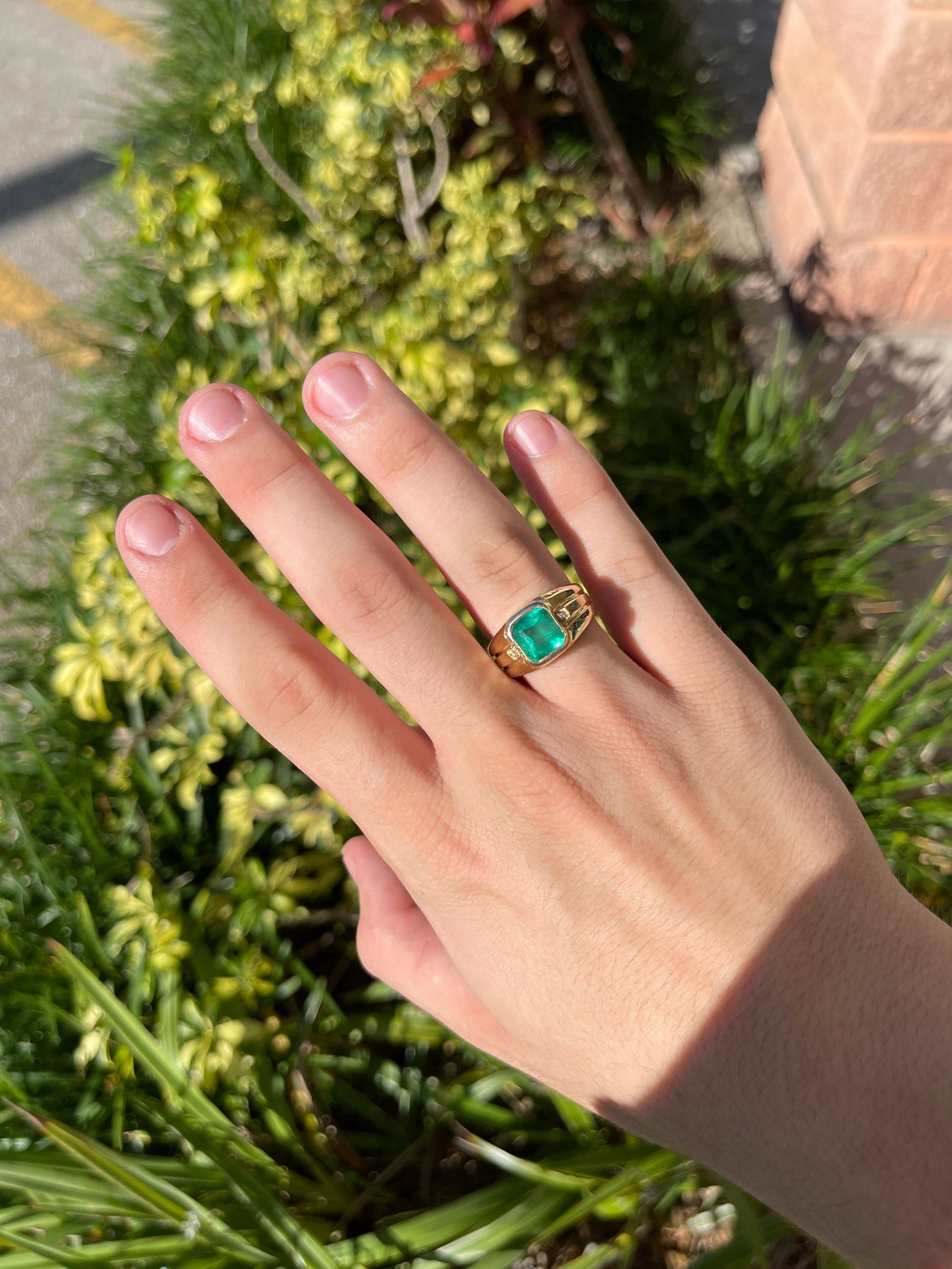 3.56 TCW Men's Emerald and Diamond Accent 14K Yellow Gold Ring for Wedding, Engagement & Special Occasions