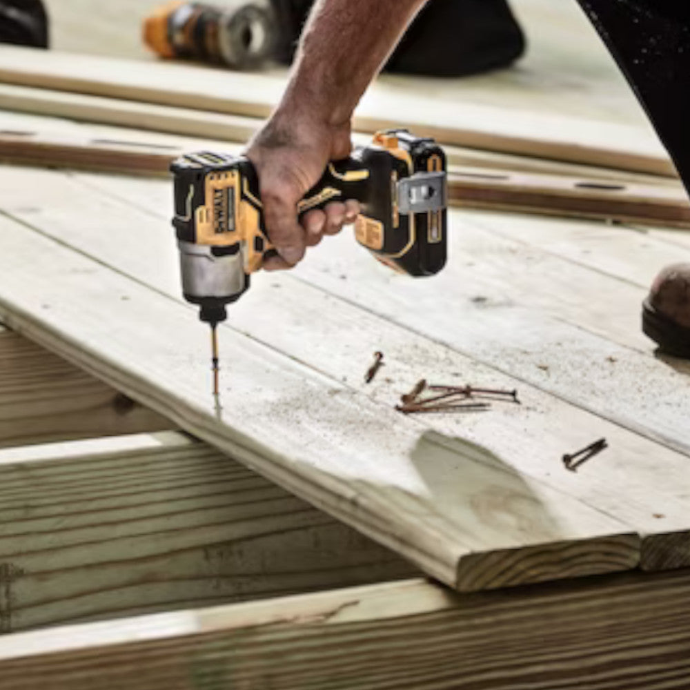 DEWALT DCF840C2 20V MAX* 1/4 in. Brushless Cordless Impact Driver Kit (Refurbished with Warranty) - Perfect for DIY Projects, Construction & Home Repairs