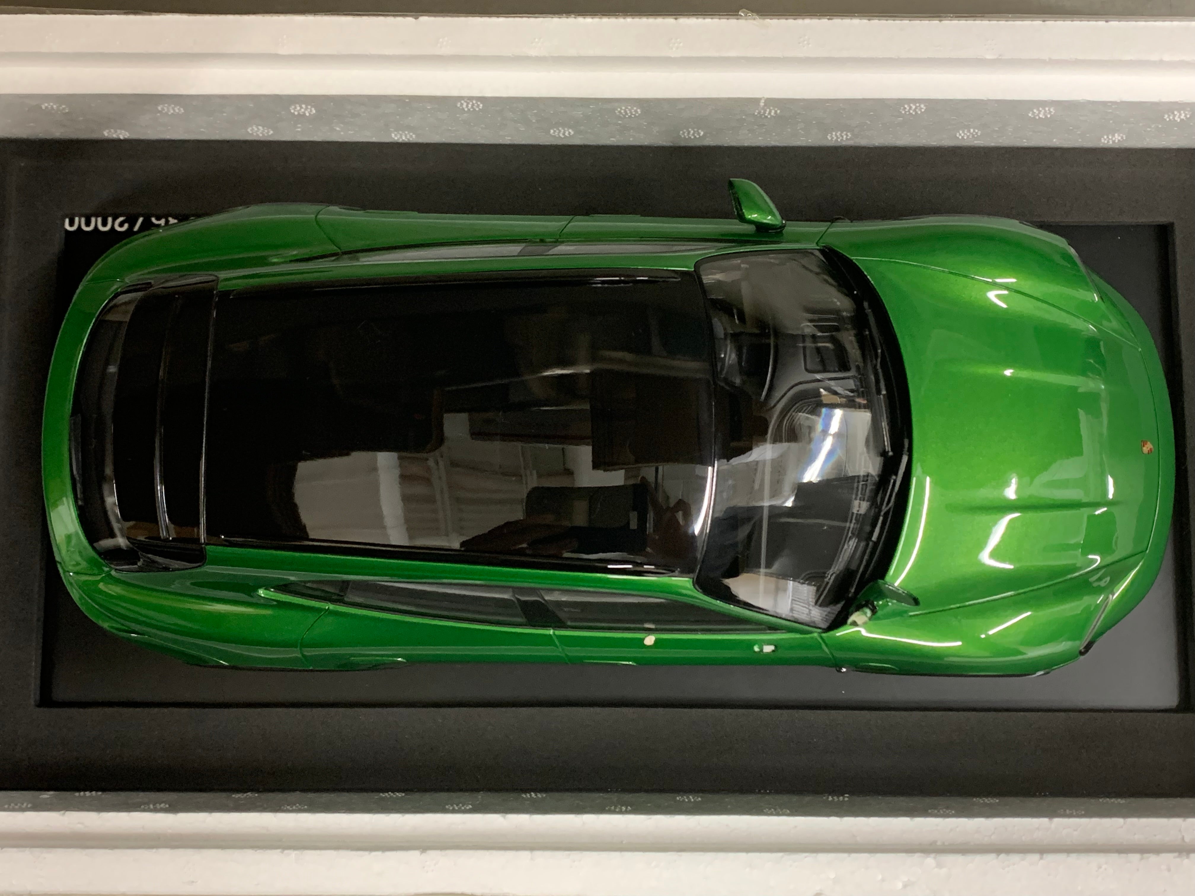 Porsche Taycan Turbo S Cross Turismo 1:18 Scale Diecast Model Car - Limited Edition Collectible for Display & Racing Enthusiasts - Perfect for Home Office Decor, Car Shows & Gift Giving
