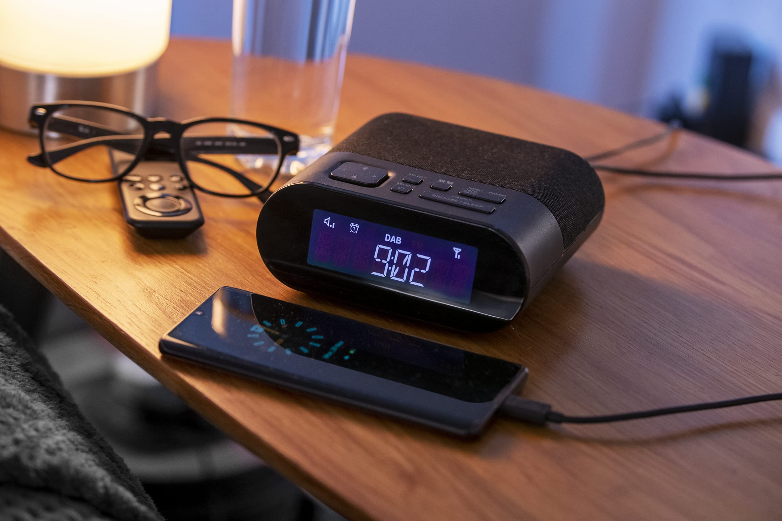 Groov-e Roma DAB & FM Digital Alarm Clock Radio with USB Charging Port, LED Display, 40 Preset Stations - Portable Bedroom Radio for Home, Office, and Travel - Black