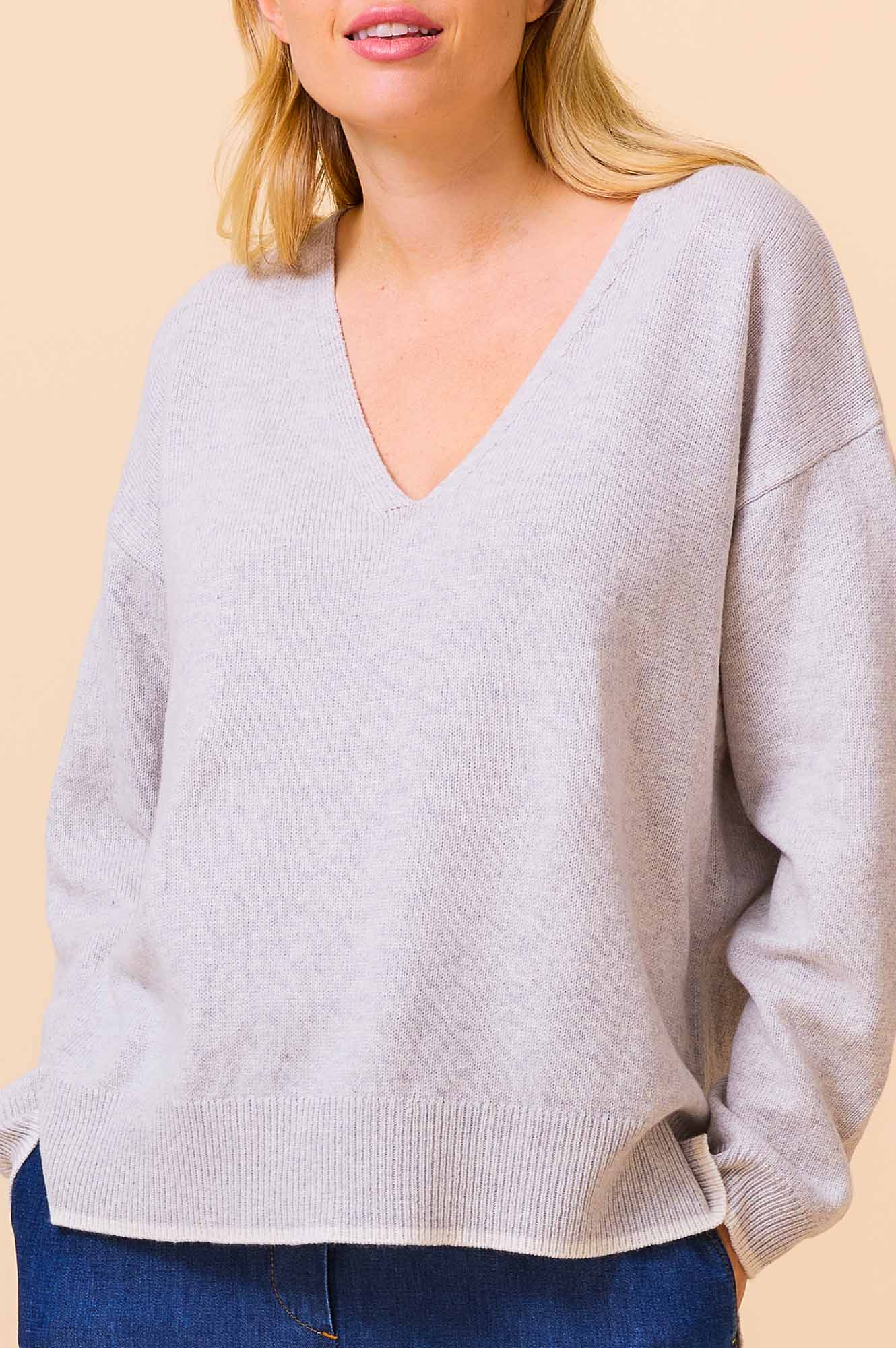 Premium Merino Wool V-Neck Sweater for Men & Women | Soft & Warm Grey Marl Pullover | Perfect for Winter, Office & Casual Wear