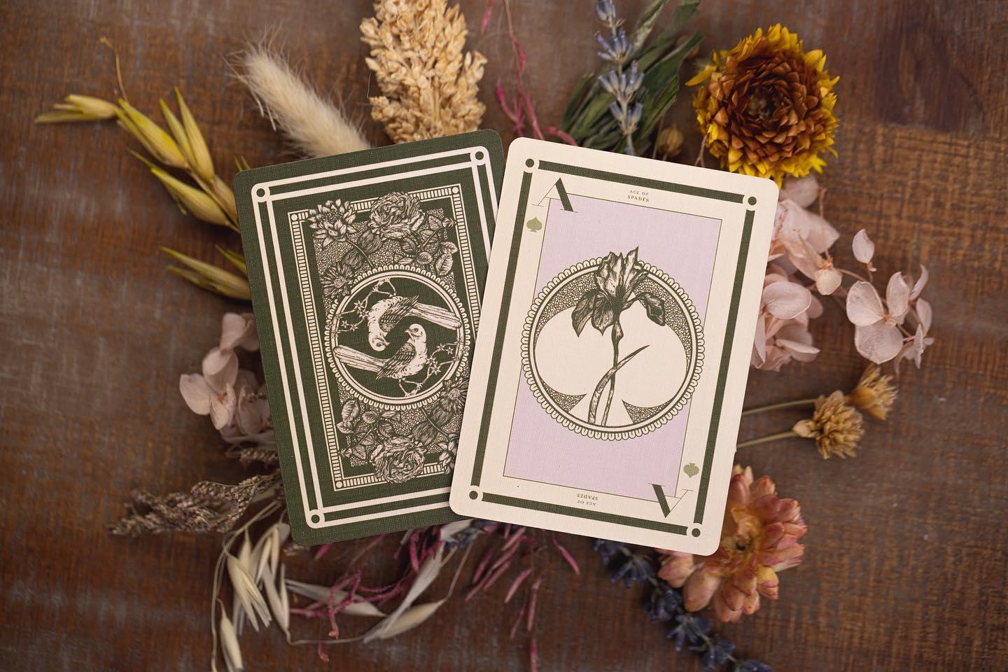 Premium Botany Themed Playing Cards - 52 Deck with Floral Designs for Poker, Magic Tricks & Card Games - Perfect for Game Nights, Collectors & Gift Giving