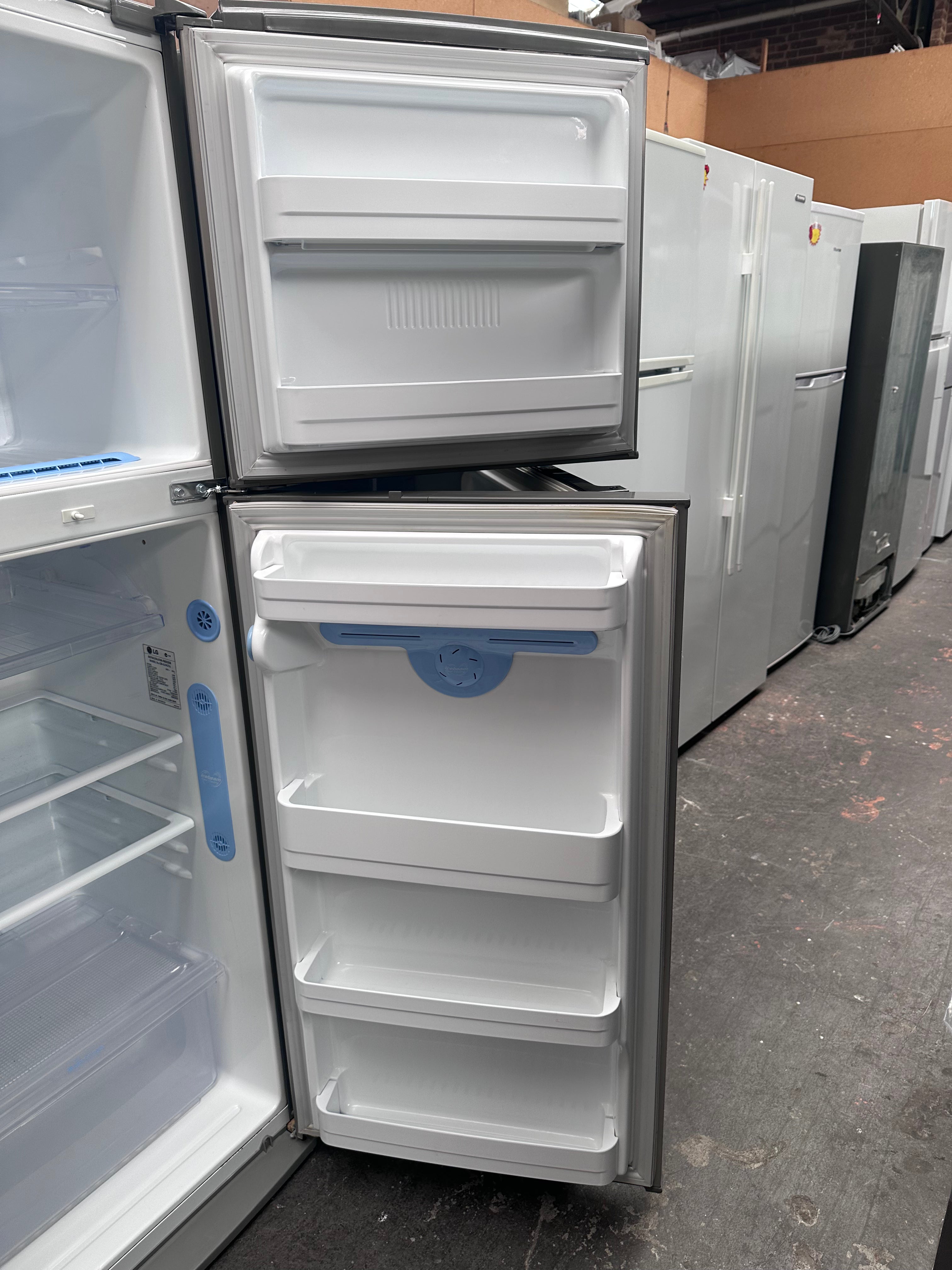 LG 339L Stainless Steel Top Mount Refrigerator - Energy Efficient, Spacious 2-Door Fridge with Freezer [Certified Refurbished] - Perfect for Kitchens, Apartments & Small Businesses