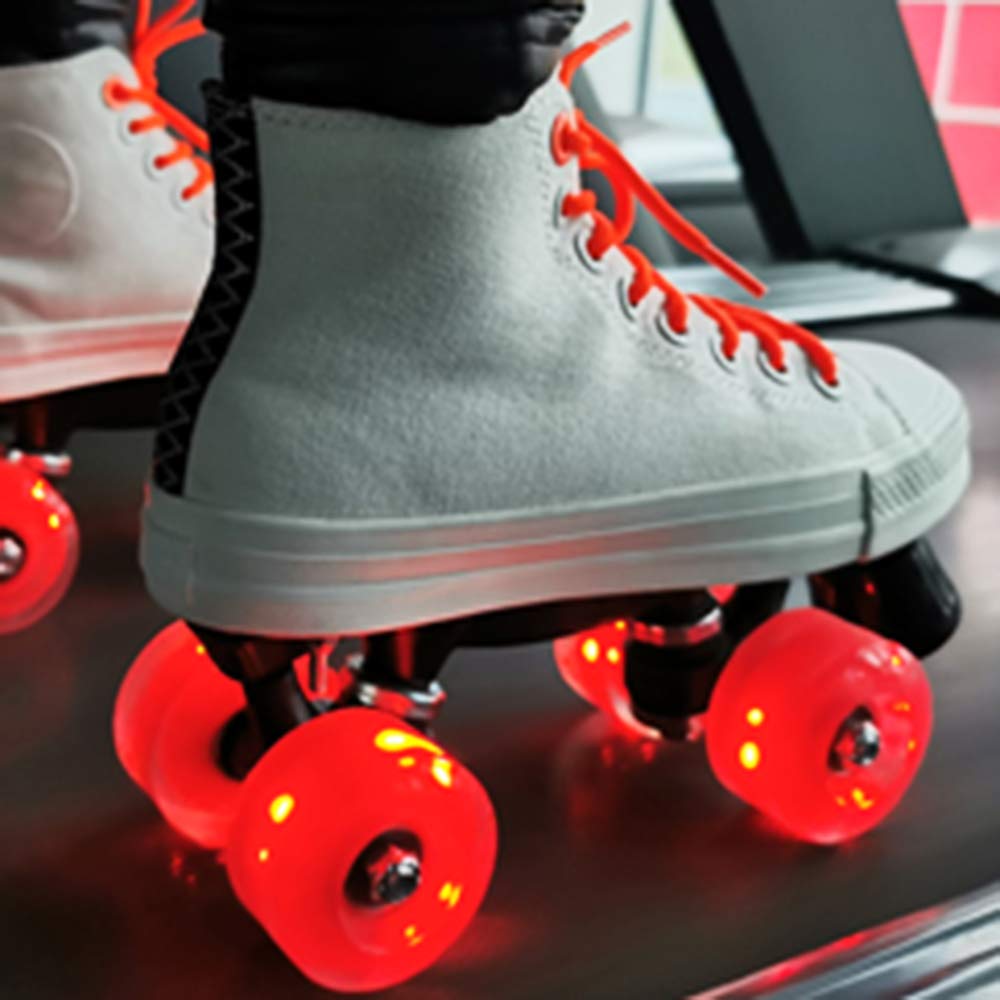 VAKA Luminous LED Light Up Quad Roller Skate Wheels 32mm x 58mm - 4 Pack with Premium BankRoll Bearings - Glow in The Dark for Night Skating, Rink Parties & Outdoor Roller Disco Fun