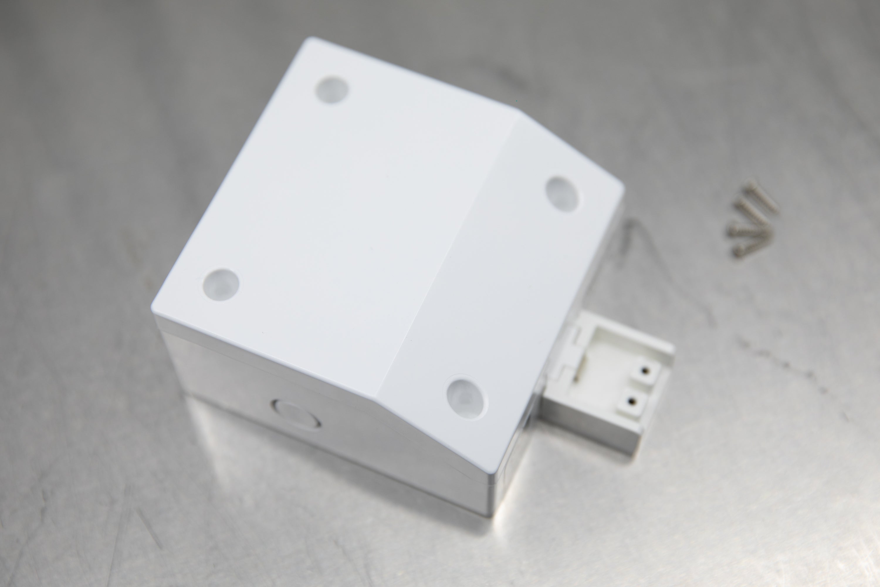 Under Cabinet Light Connector Box - Dimmable LED Power Supply for Kitchen Lighting, Cabinet Lights - Perfect for Home, Office, and Retail Display Lighting