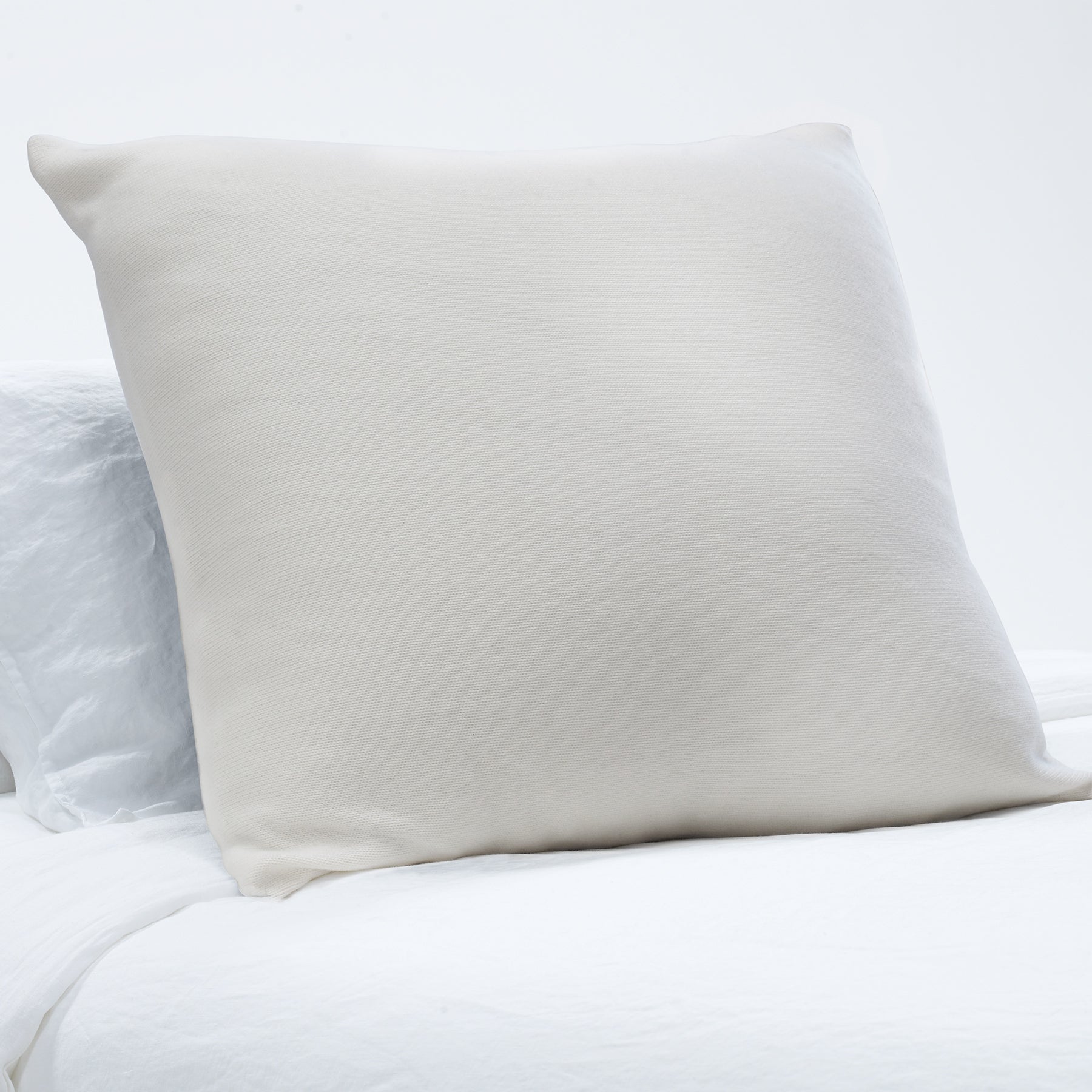 Luxury White Cashmere Gift Set for Home - Soft & Cozy Blanket, Scarf & Gloves - Perfect for Christmas, Housewarming & Relaxation Gifts