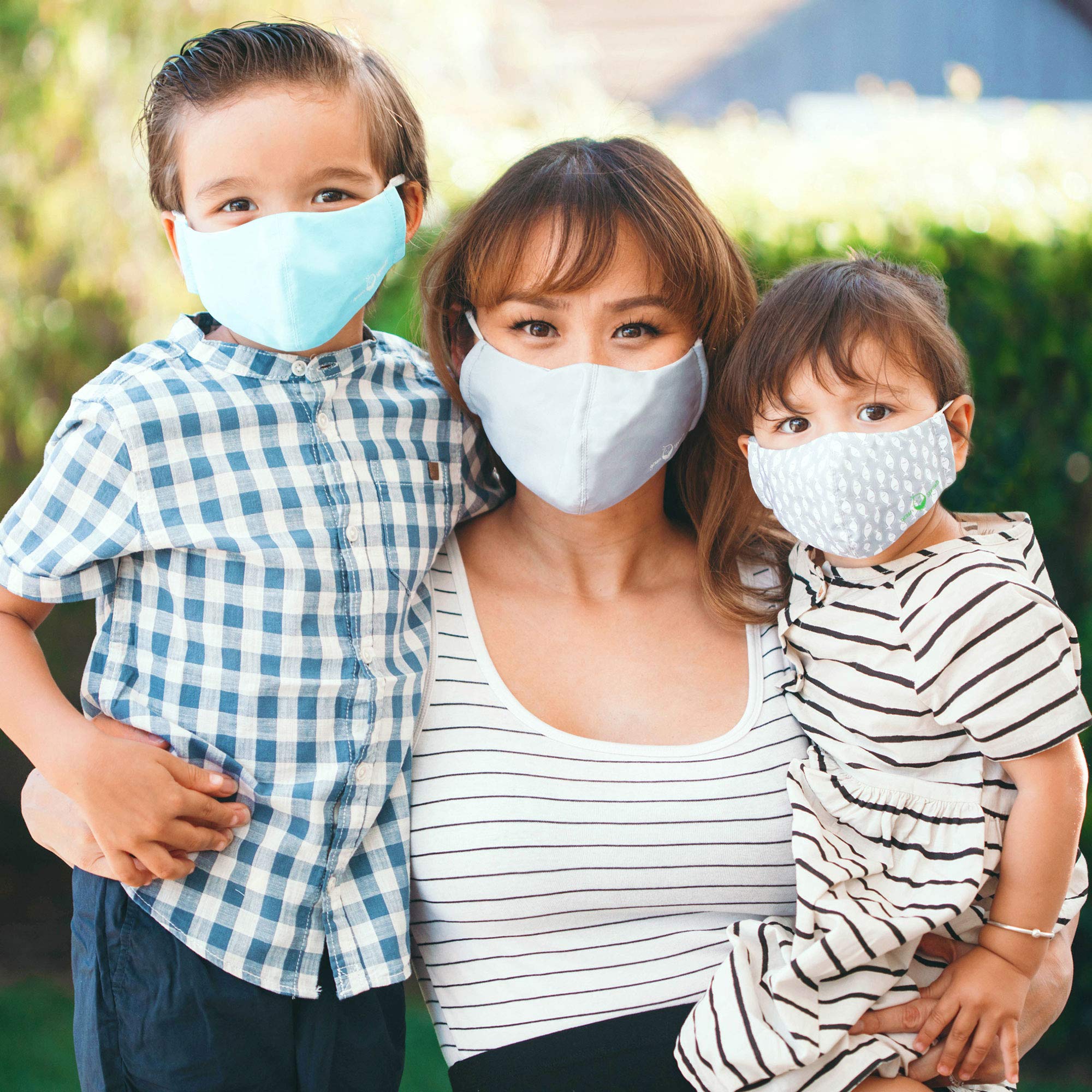 i play. by green sprouts Reusable Face Mask for Kids - Soft, Breathable & Washable Fabric - Perfect for School, Playtime & Outdoor Activities