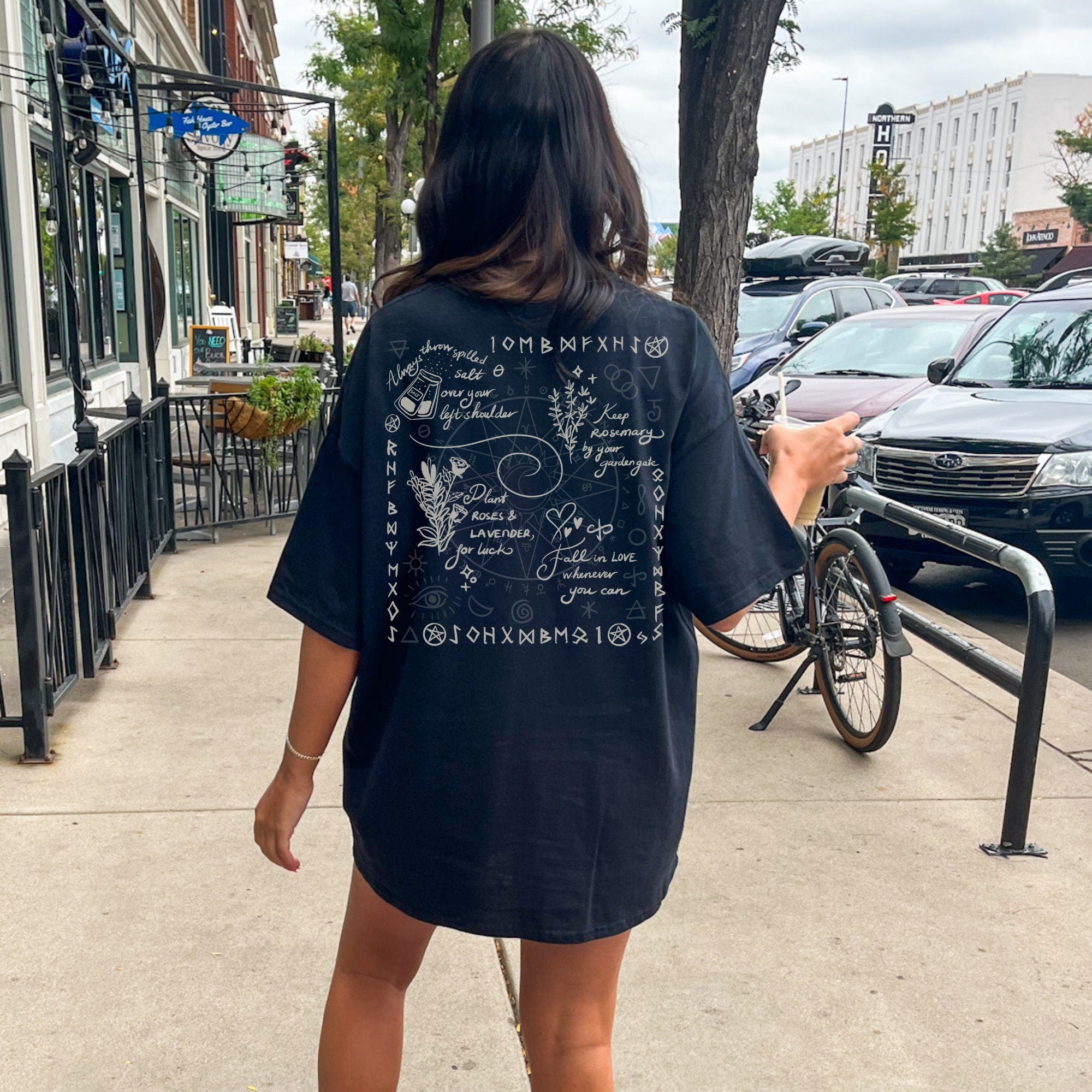 Practical Magic Movie Inspired Apothecary Witch Shirt - Cute Fall & Halloween T-Shirt for Witchy Women - Perfect for Movie Nights, Halloween Costumes & Autumn Fashion