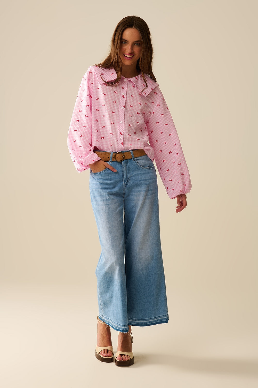 Women's High Waist Wide Leg Distressed Light Wash Jeans - Casual & Comfortable for Everyday Wear, Office, and Outings