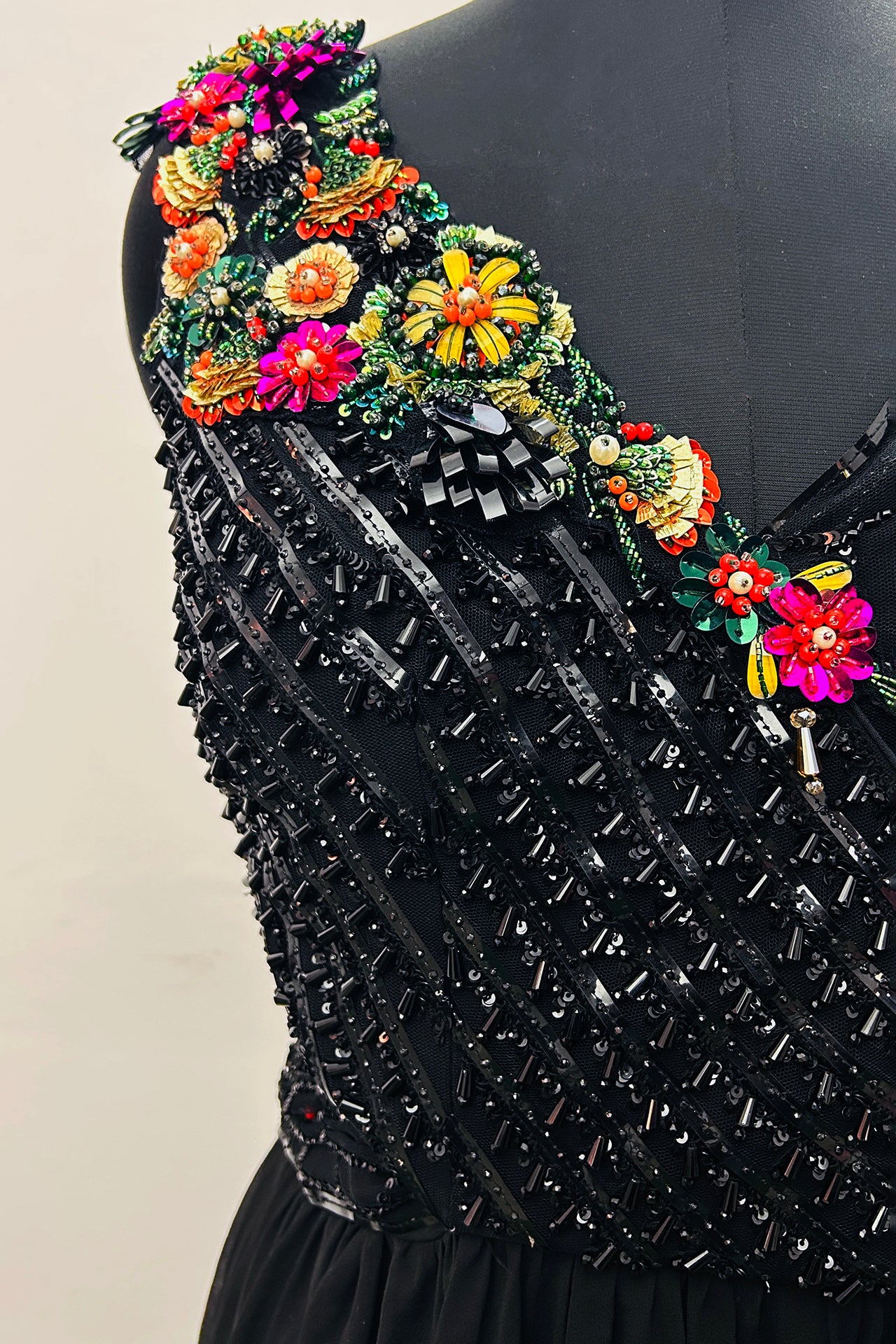 Elegant Black Long Evening Dress with Multicolor Crystal Embellishments (D68) - Perfect for Prom, Gala, and Formal Events