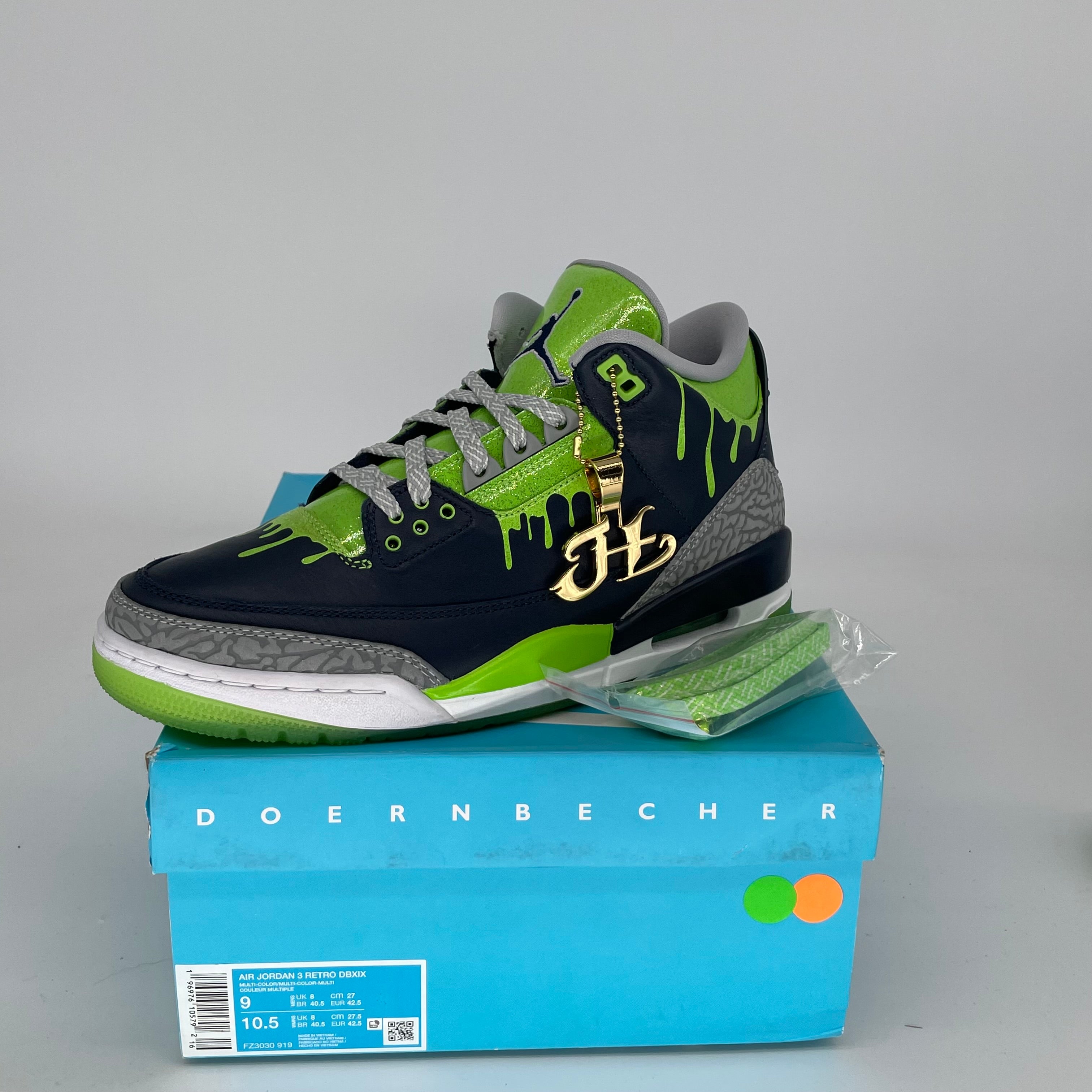 Original Title: AIR JORDAN 3 DOERNBECHER HUGO SIZE 9 FZ3030 919   Optimized Title: **Authentic Air Jordan 3 Doernbecher Hugo - Size 9 Men's Basketball Shoes (Style: FZ3030-919) - Limited Edition Sneakers for Collectors & Streetwear Fashion**    Usage Scenarios: **Perfect for Sneaker Collectors, Basketball Games, and Urban Street Style**