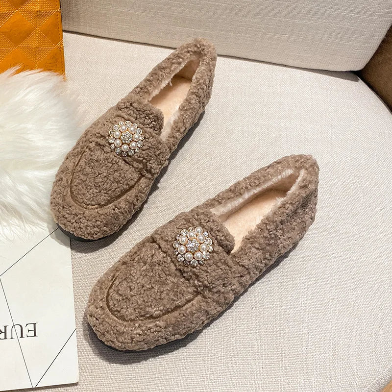 2023 New Women's Plush Flat Shoes - Fashion Brand Pearl Design Winter Warm Snow Boots for Outdoor & Office Wear - Large Sizes 41-43 - Perfect for Snowy Days & Casual Workwear