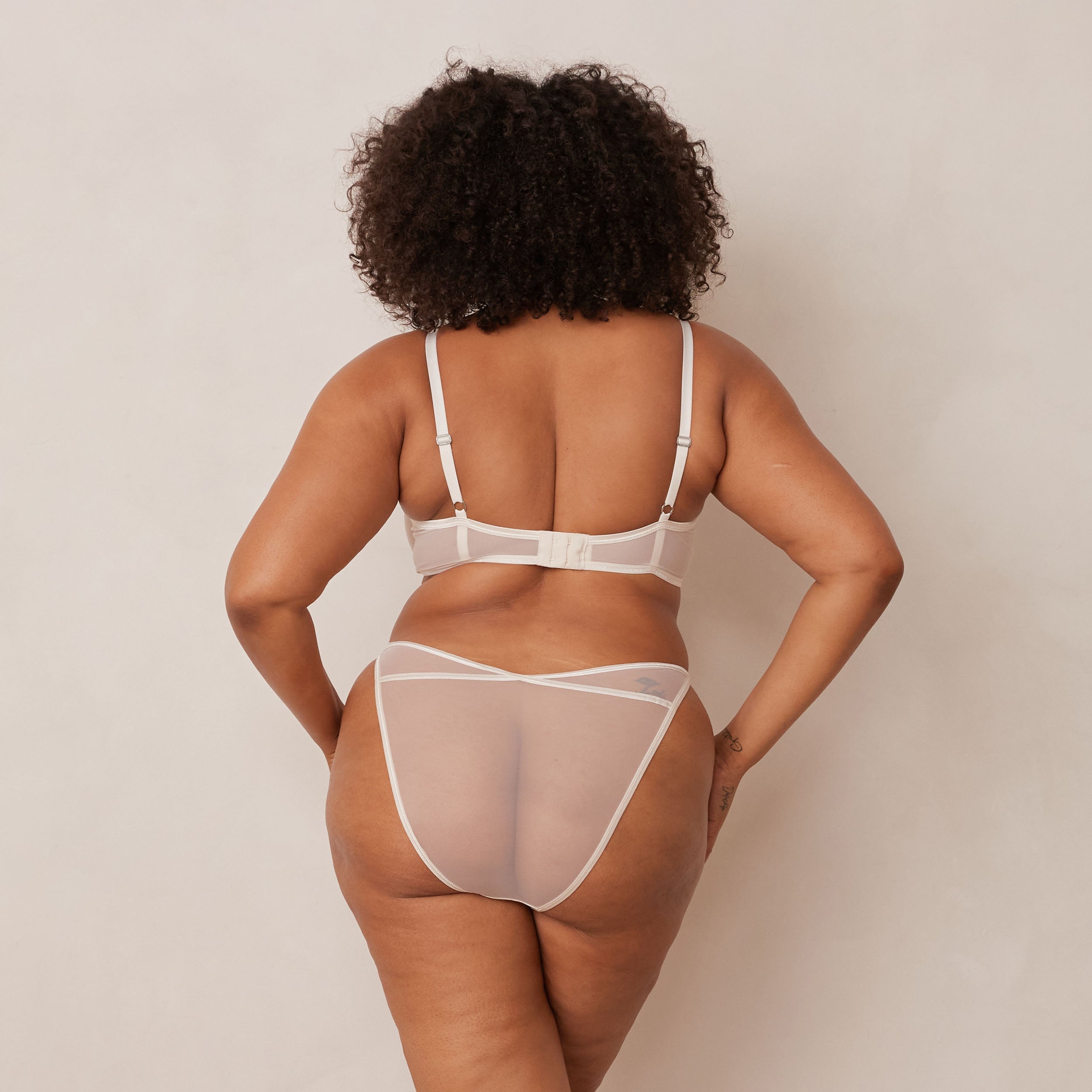 Pearl Balcony Bra - Elegant Lace Underwear for Women, Comfortable & Sexy Everyday Wear, Perfect for Date Nights & Special Occasions