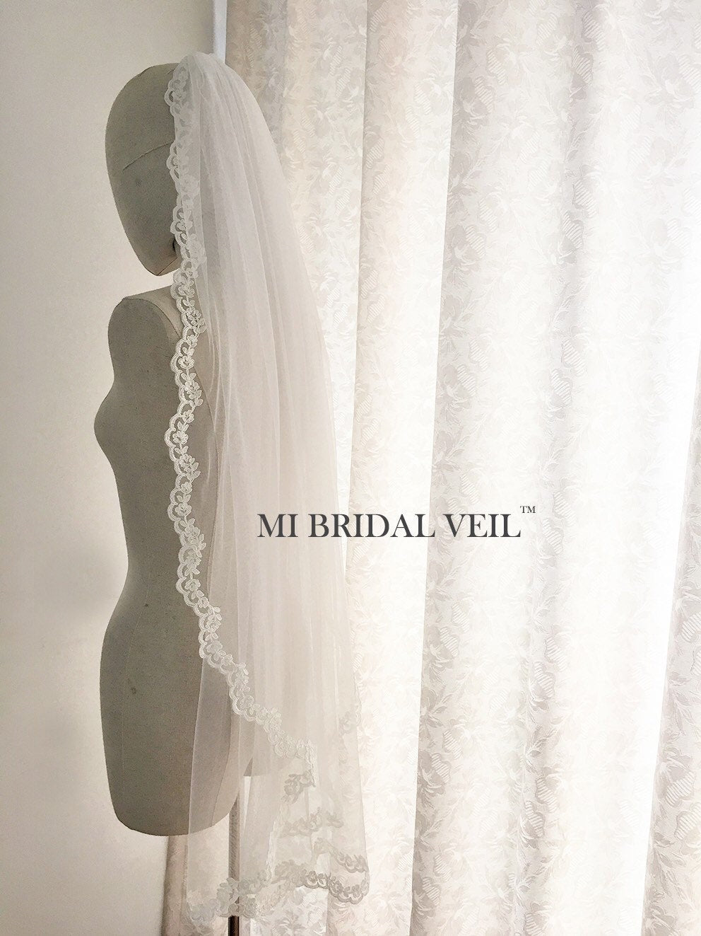 Vintage Inspired Lace Wedding Veil with Small Rose Design - Fingertip Length Bridal Veil for Wedding Ceremony - Perfect for Boho, Romantic & Vintage Wedding Themes - Mi Bridal Collection