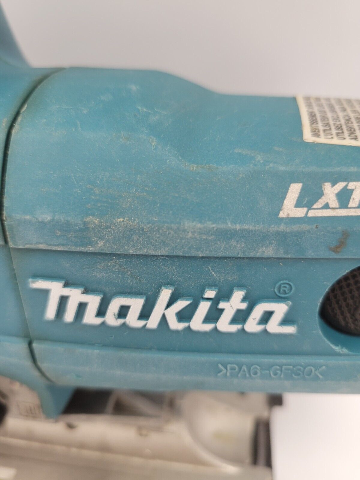 Makita BJV140 Jigsaw - Professional Cordless Jigsaw Tool for Woodworking & Metal Cutting | Perfect for DIY Projects & Home Renovations