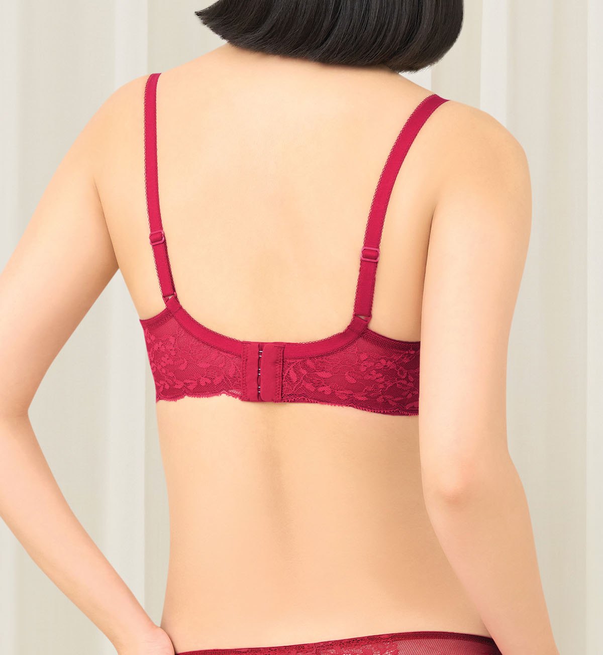 Sensual Spotlight Non-Wired Push Up Deep V Bra - Sexy Lingerie for Women, Comfortable Lift & Support, Perfect for Date Night & Special Occasions