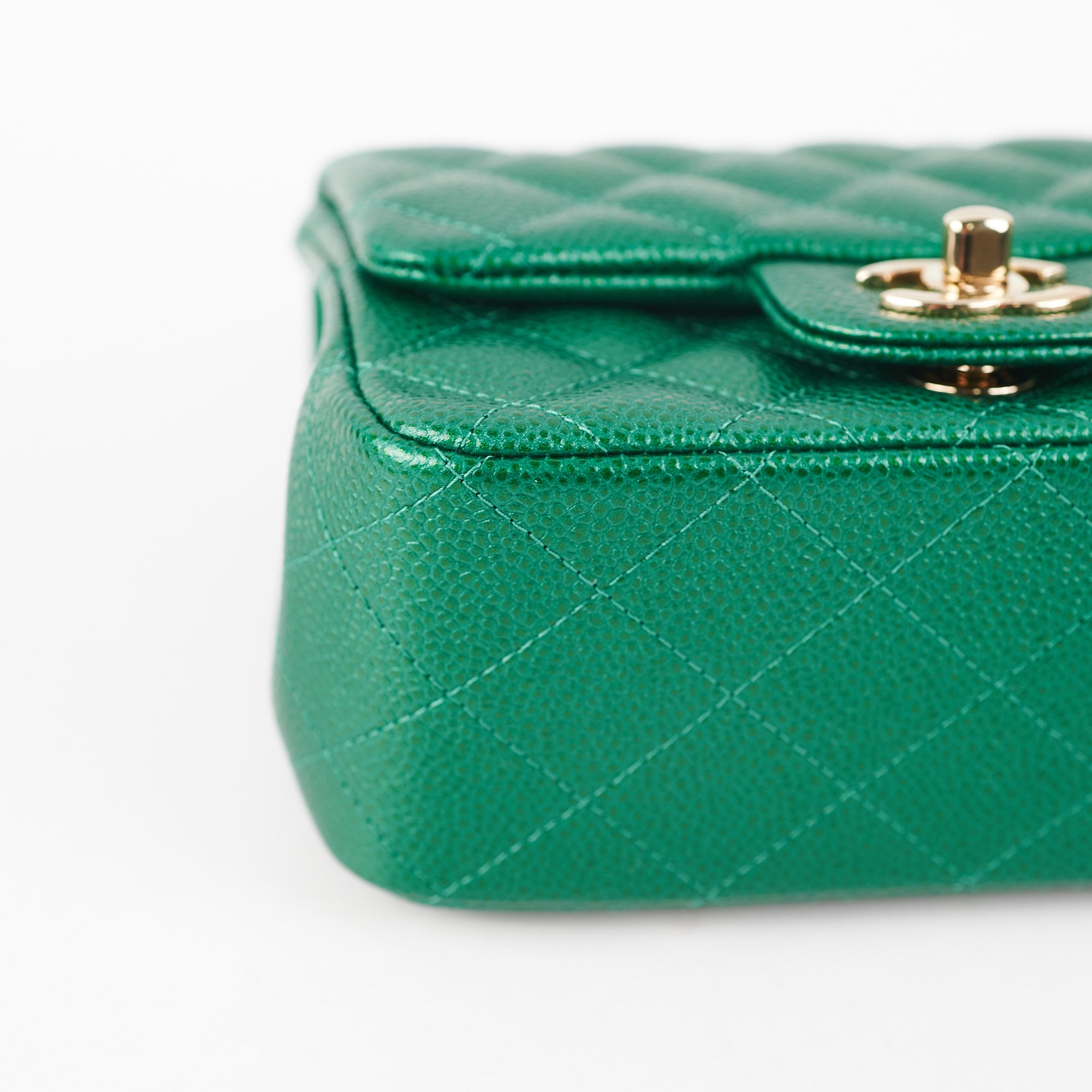 Chanel Quilted Caviar Mini Square Bag 18S Emerald Green - Luxury Crossbody Purse for Women, Perfect for Parties, Dating & Evening Events