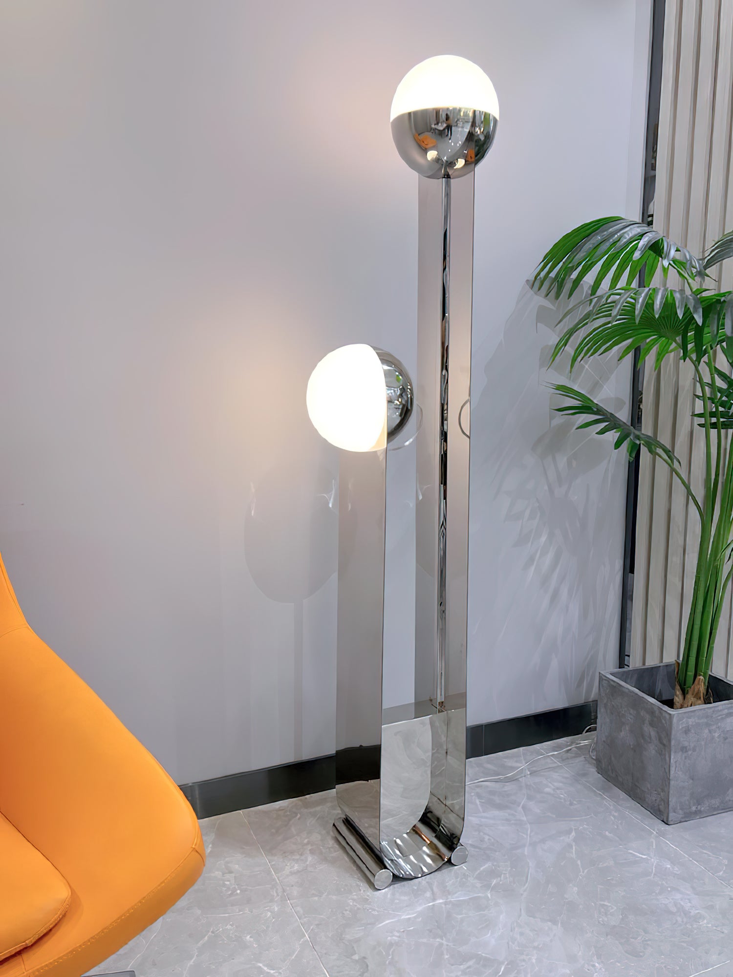 Modern Double Ball LED Floor Lamp - Adjustable Brightness for Living Room, Bedroom & Office - Stylish Standing Light with Remote Control & Dimmable Features