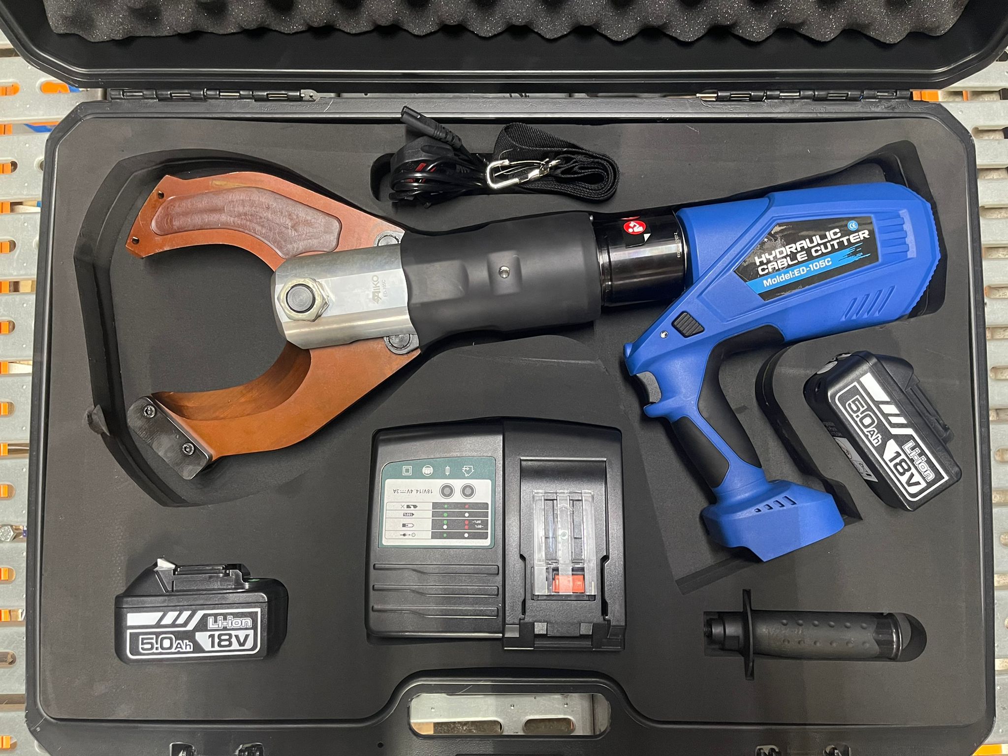 Aiko 18V 5.0Ah Cordless Hydraulic Cable Cutter Tool - 105mm Cutting Capacity | Model ED 105C | Perfect for Electrical Work, Construction & Industrial Applications