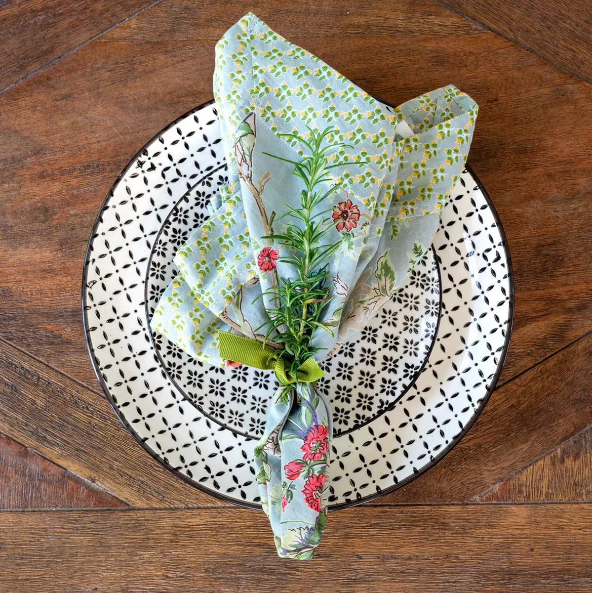 Premium Cotton Voile Napkins - Soft, Breathable & Elegant for Dining, Parties & Home Decor - Set of 4, 12, or 24 - Machine Washable