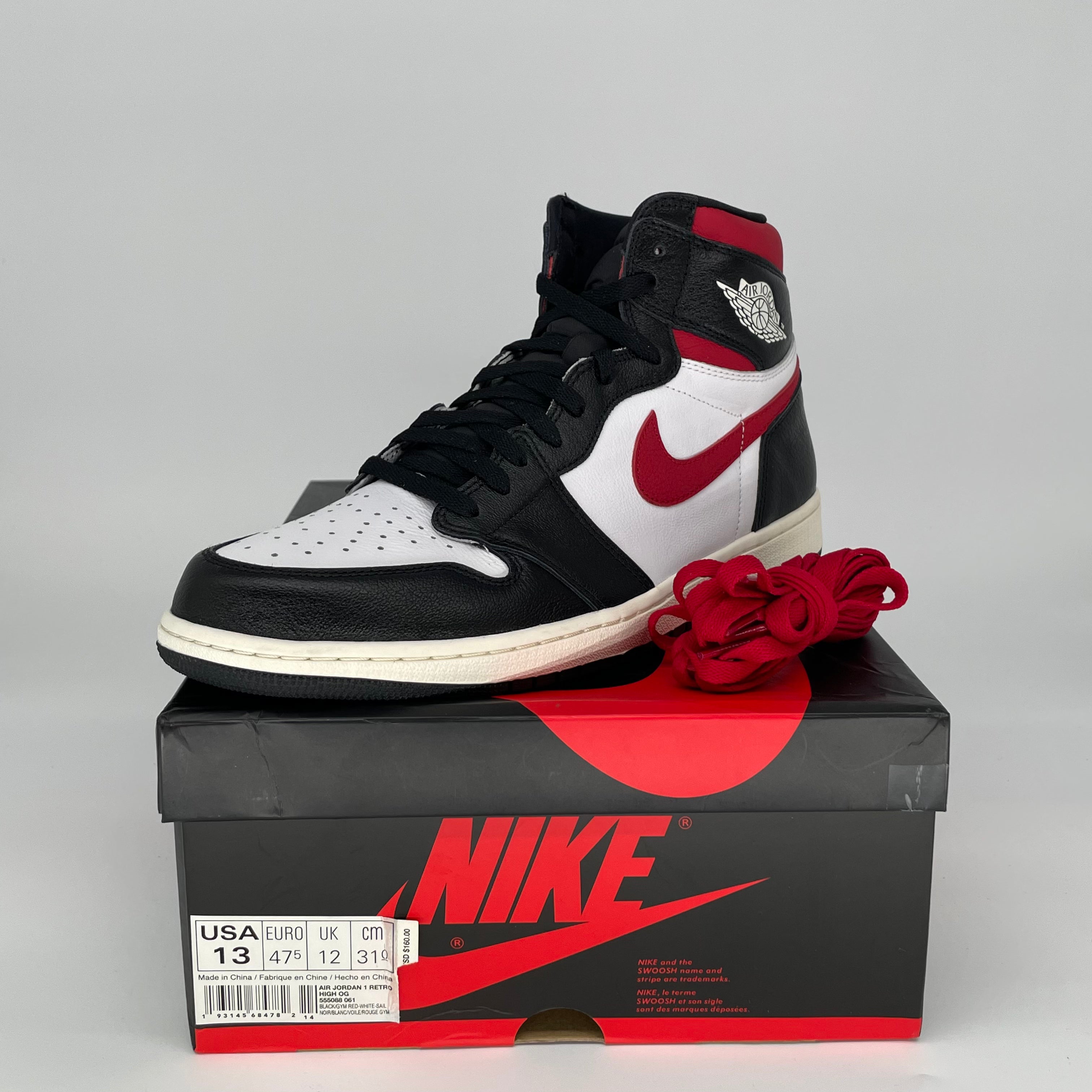 AIR JORDAN 1 Retro High OG 