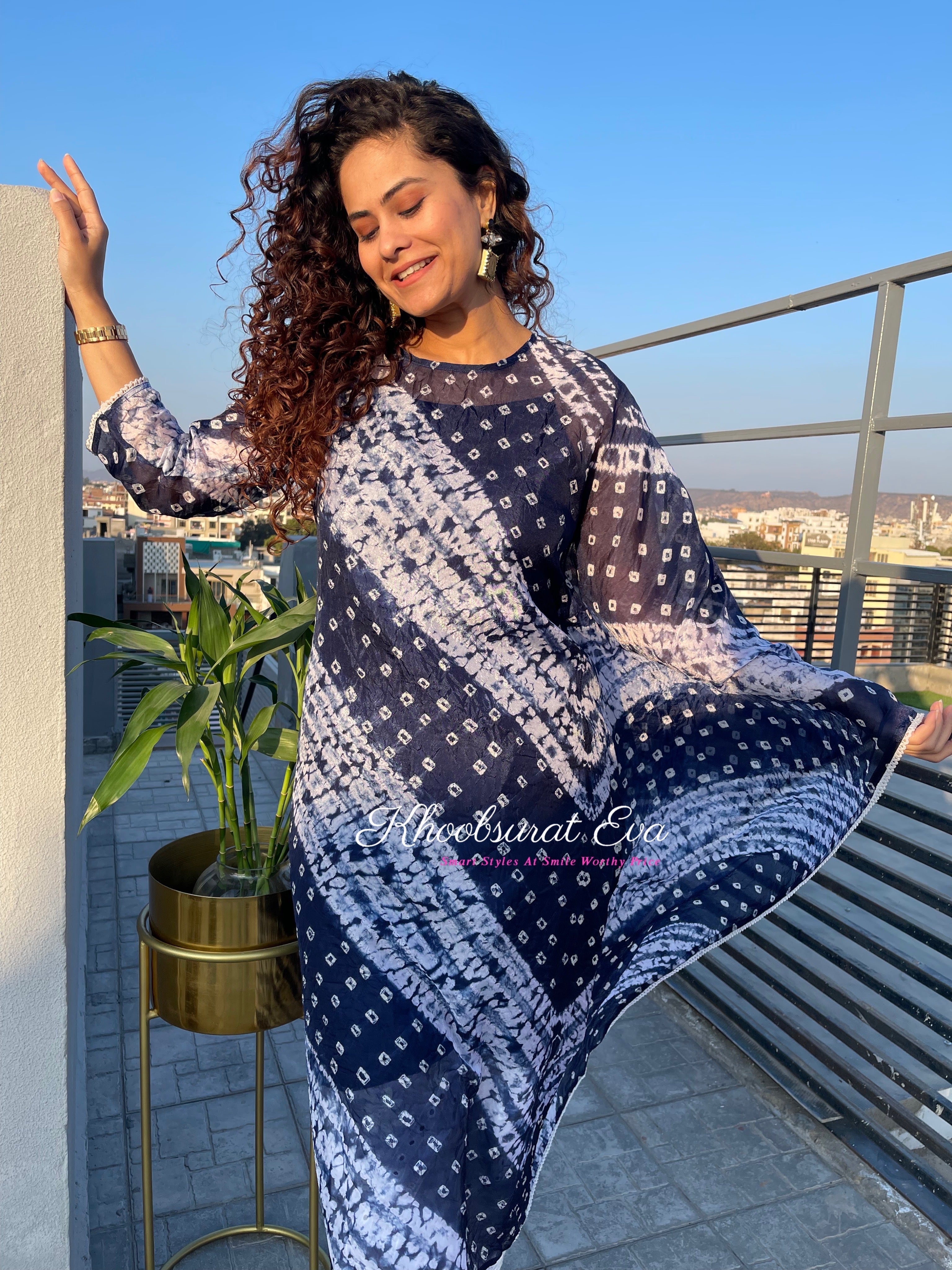 Stylish Blue Bandhani Kaftan Set for Women – Boho Chic Ethnic Outfit for Festivals, Parties & Beach Vacations