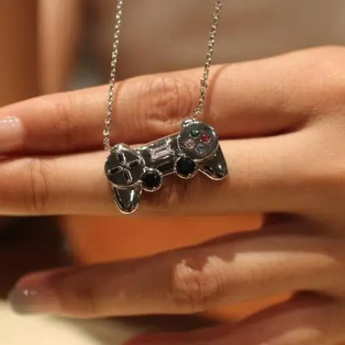 Player 1 Necklace - Stylish Couple's Gamer Jewelry for Him & Her - Perfect Gift for Gamers, Boyfriend/Girlfriend, Anniversary & Valentine's Day - Great for Gaming Dates & Esports Events