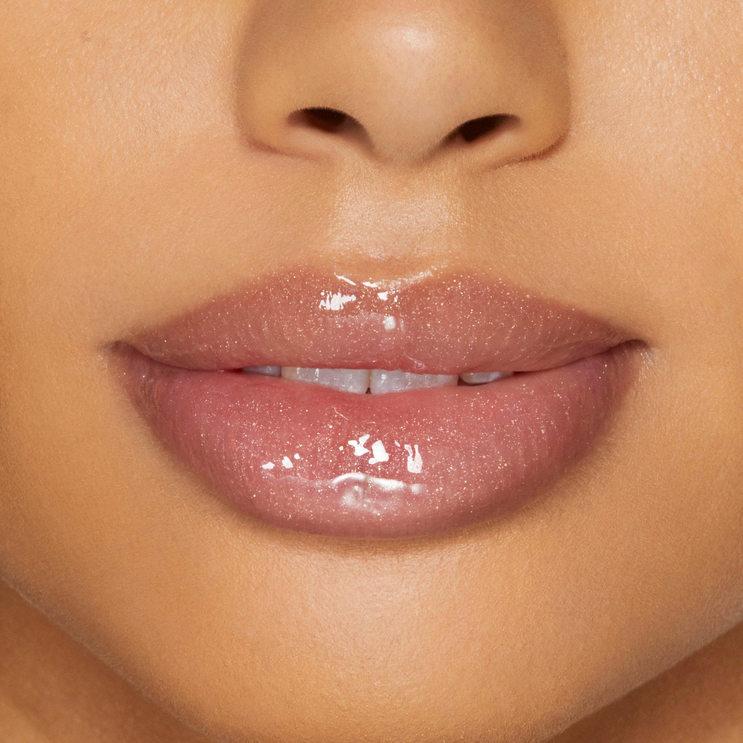 Plumping Lip Gloss - Hydrating & Volumizing Lip Shine for Full, Luscious Lips | Perfect for Daily Wear, Date Nights & Special Occasions