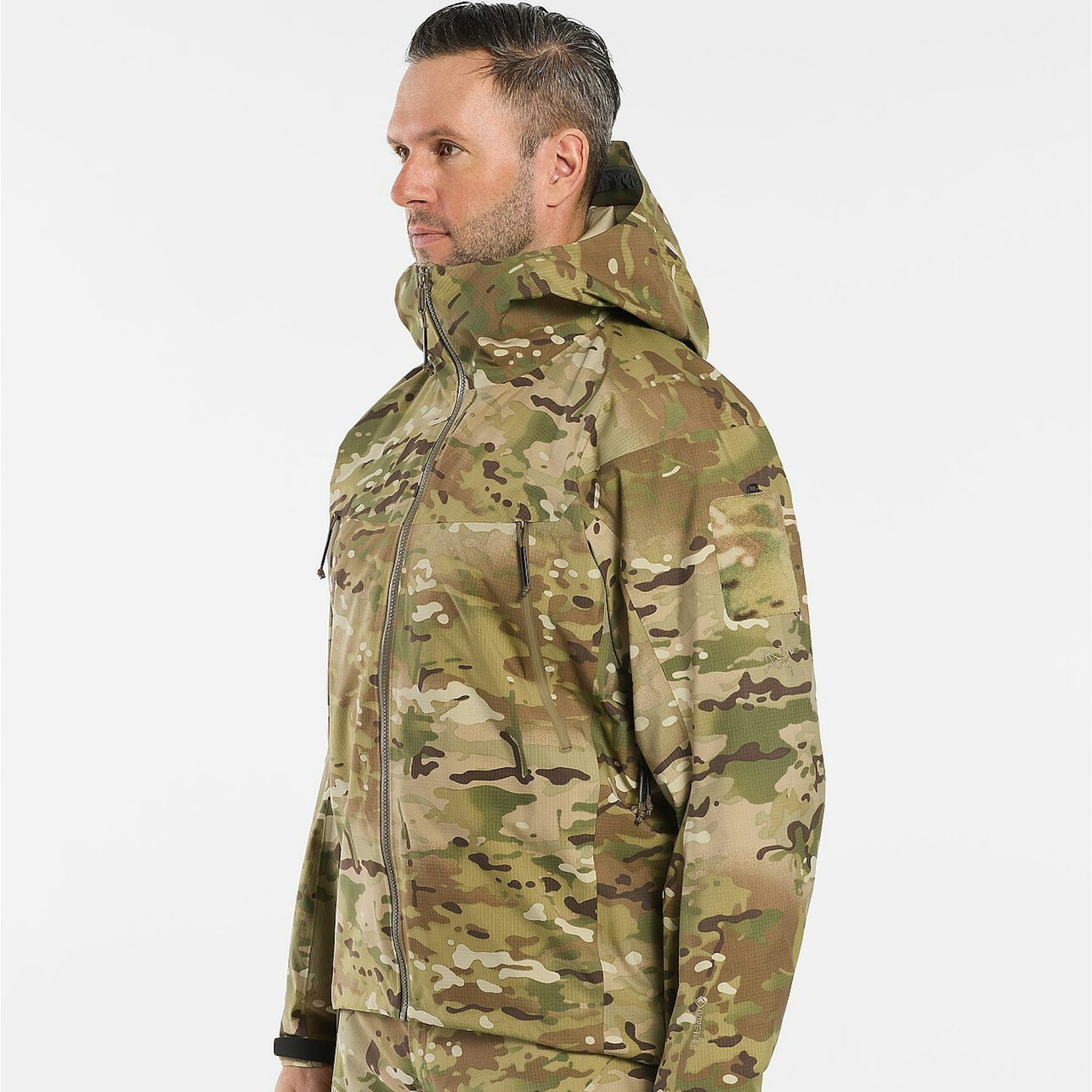 Arc'teryx LEAF Alpha LT Jacket Gen 2.1 MultiCam for Men - Waterproof Tactical Jacket for Hiking & Outdoor Adventures | Like New Condition
