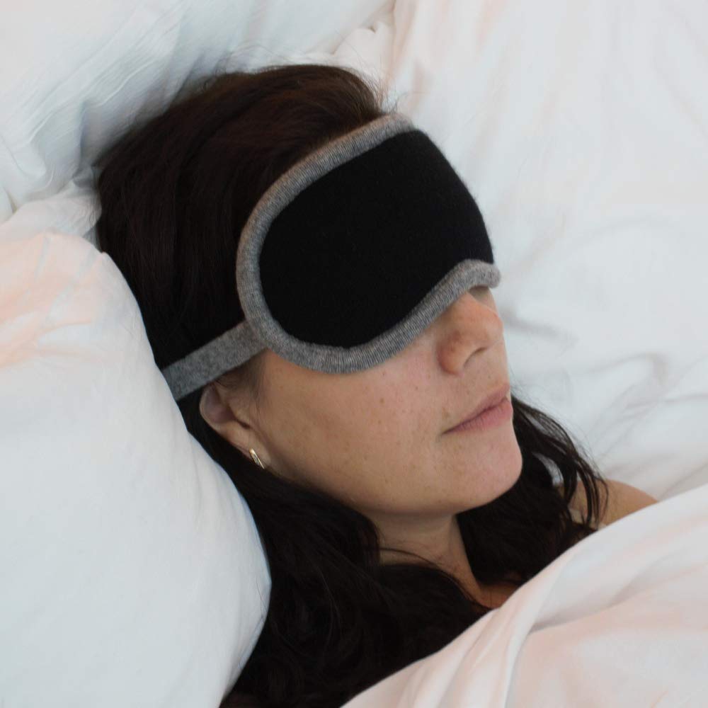 Jet&Bo Women's 100% Pure Cashmere Travel Set - Soft Eye Mask, Cozy Socks & Luxurious Pouch in Elegant Gift Box | Perfect for Airplane, Hotel & Spa Relaxation