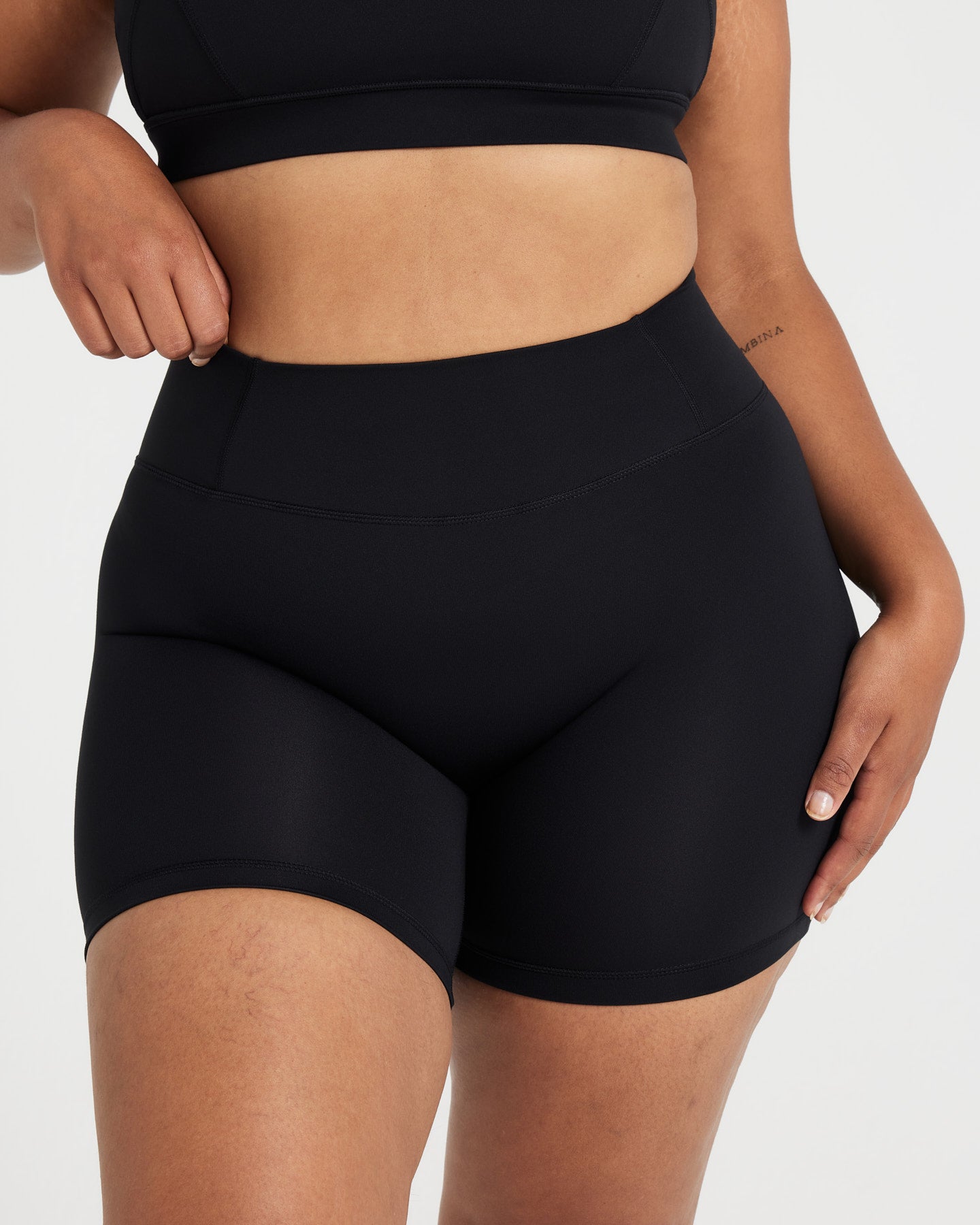 Timeless Classic Black Shorts for Men & Women - Perfect for Casual Wear, Gym, and Outdoor Activities