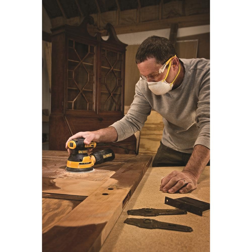 DEWALT 5-Inch Variable Speed Orbital Sander Kit with Dust Extraction (DWE6423K) - Perfect for Woodworking, Sanding, and DIY Home Projects