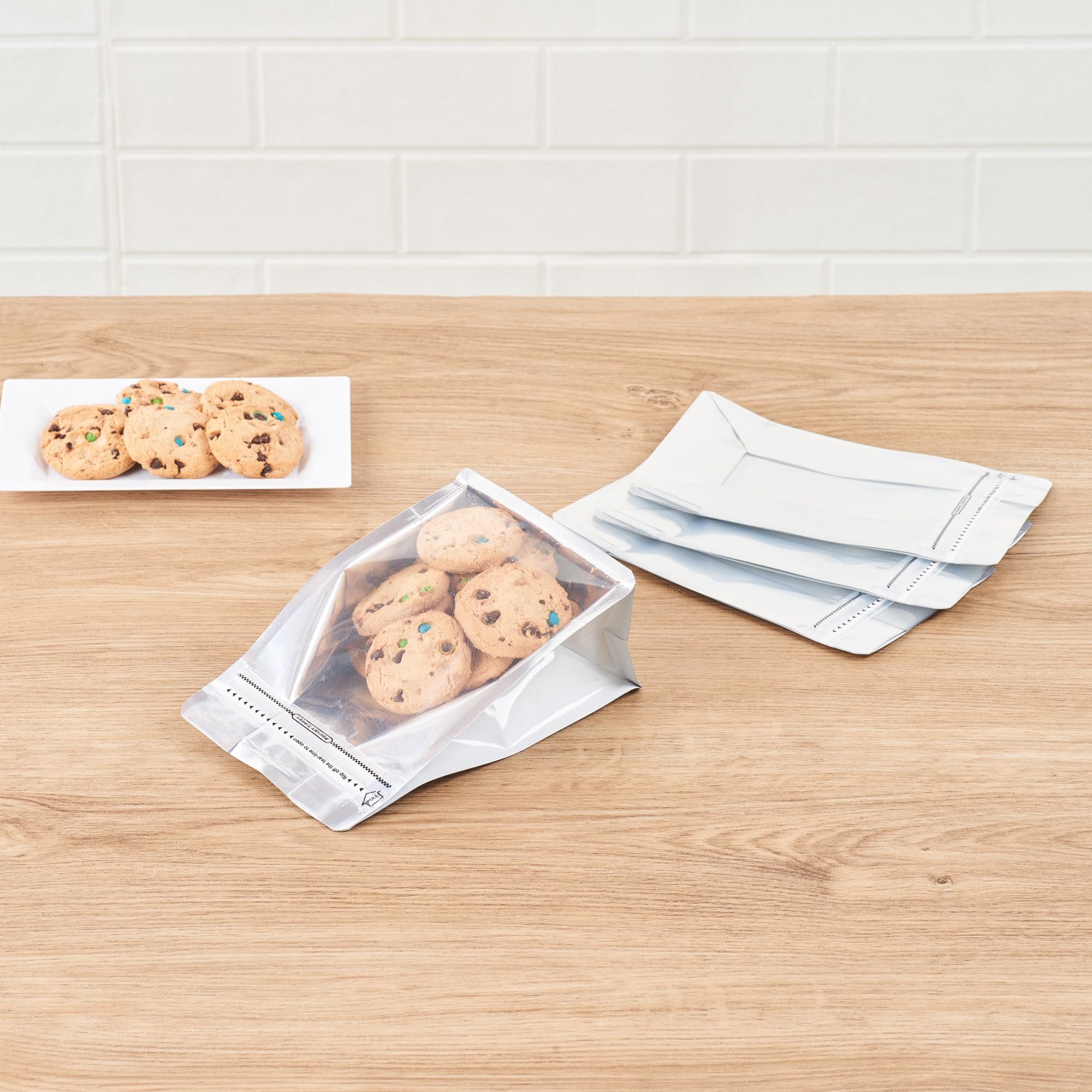 Restaurantware Medium Snack Bags 100 Pack - 7.9