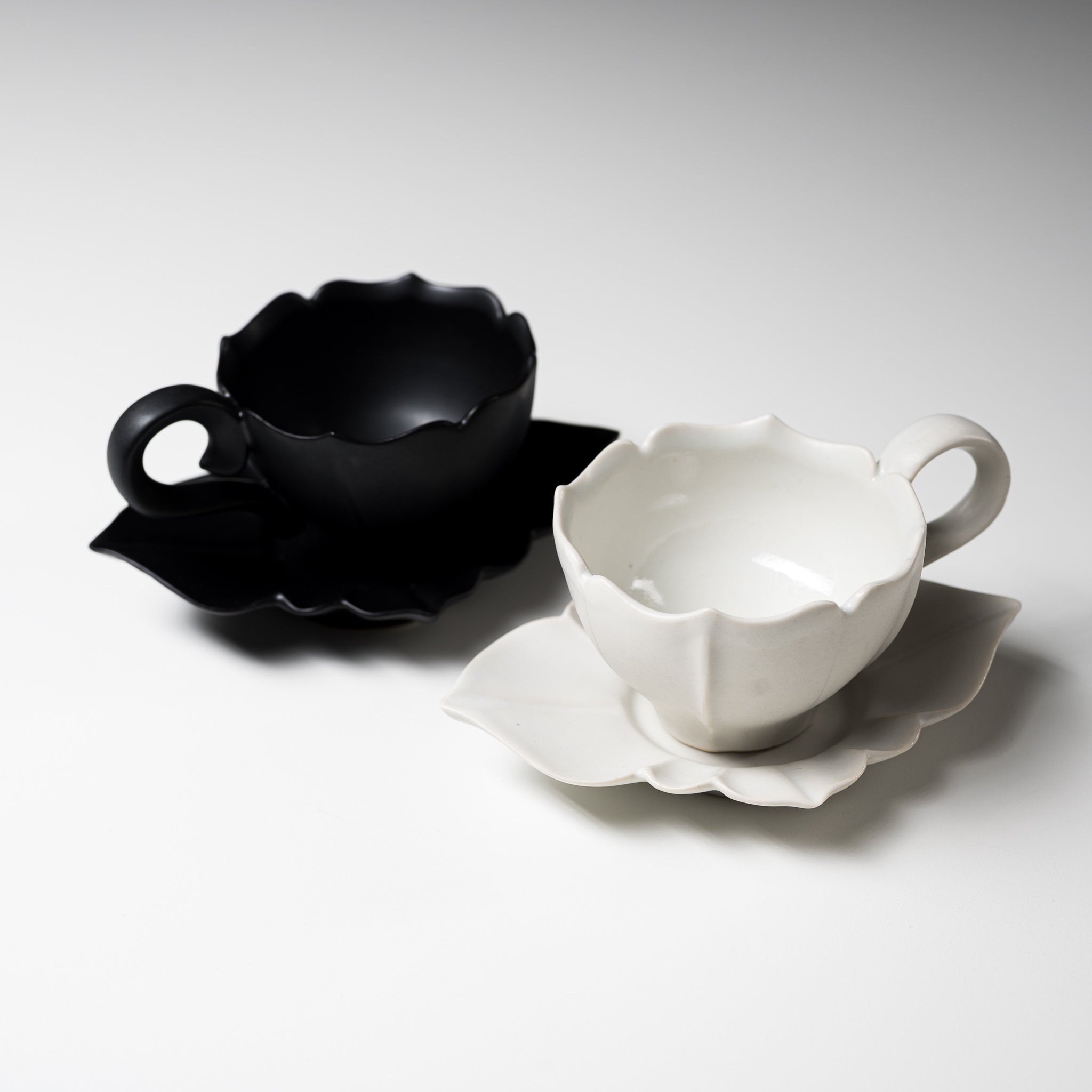 Handmade USUKIYAKI Ryoka Espresso Teacup & Saucer Set - 2 Elegant Colors - Japanese Stoneware for Coffee & Tea Lovers - Perfect for Home, Cafe & Gift Giving