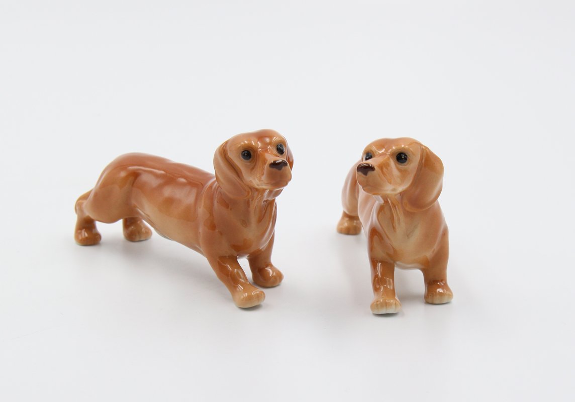Fine Porcelain Ceramic Dachshund Dog Salt and Pepper Shakers Set - 5 Inch Long - Perfect for Kitchen, Dining Table Decor, and Gift Giving