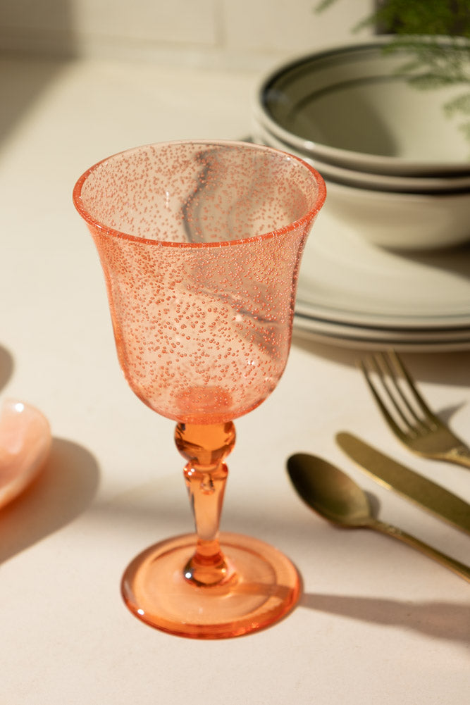 Acrylic Coral Pink Wine Glasses for Picnic - Shatterproof & Reusable Outdoor Drinking Cups for Beach, Camping, and Party Use