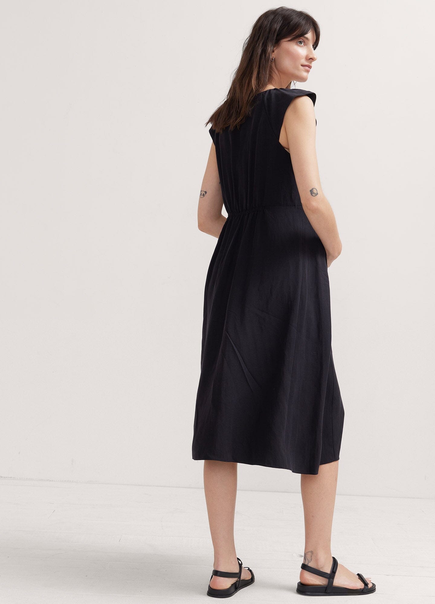 The Jules Dress 2 - Women's Floral Print Summer Dress with Pockets | Perfect for Beach Vacations, Date Nights & Outdoor Parties