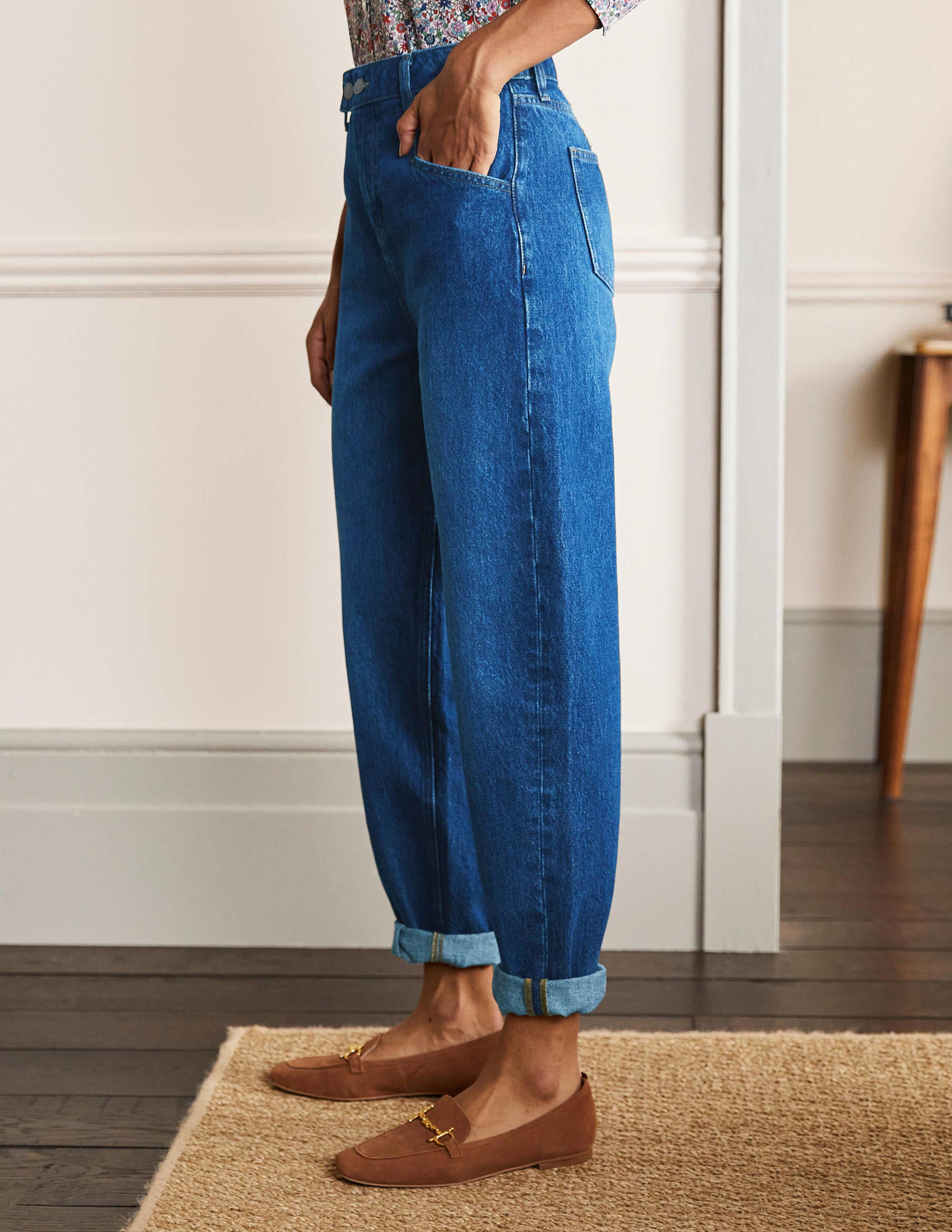 Vintage Dark Wash Balloon Leg Jeans for Women - Retro High Waisted Loose Fit Denim Pants for Casual Outfits & Streetwear Fashion