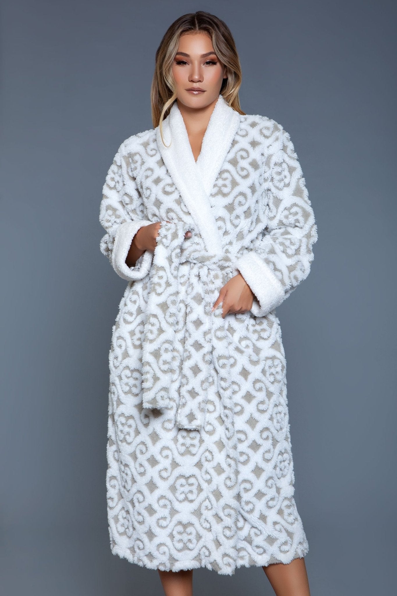 BeWicked Women's Kimmie Robe 2069 - Sexy Lingerie Robe for Women, Plus Size Silk Kimono with Lace Trim - Perfect for Boudoir, Bridal Shower & Romantic Nights