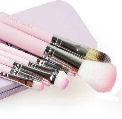 Premium Hello Kitty Makeup Brush Set of 7 with Mini Travel Case - Soft Synthetic Bristles for Foundation, Blush & Eyeshadow - Perfect Gift for Makeup Lovers & Kawaii Fans (Home Use, Travel, Cosplay)