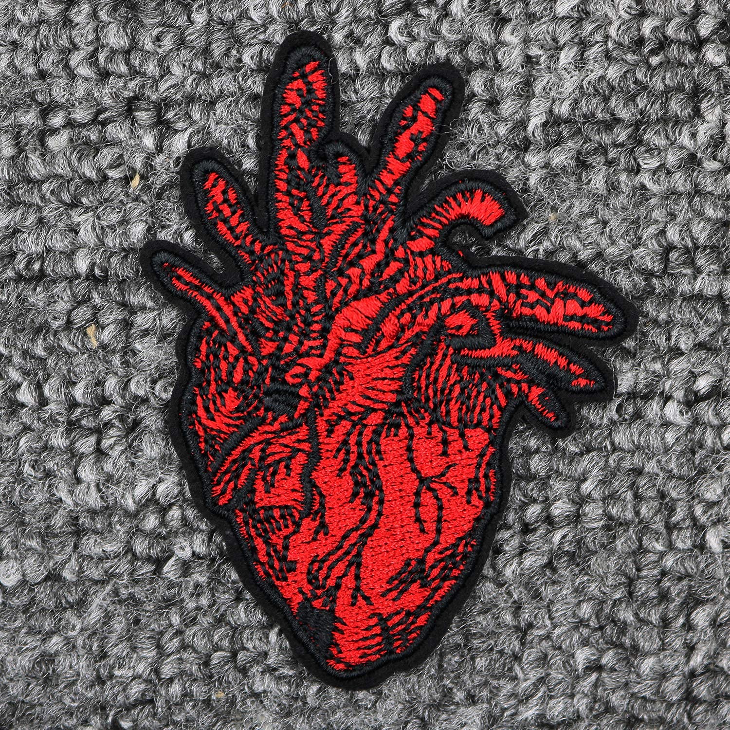 Snake Heart Embroidered Patch - Iron On or Sew On Applique Badge for Jackets, Hats, Bags & DIY Crafts
